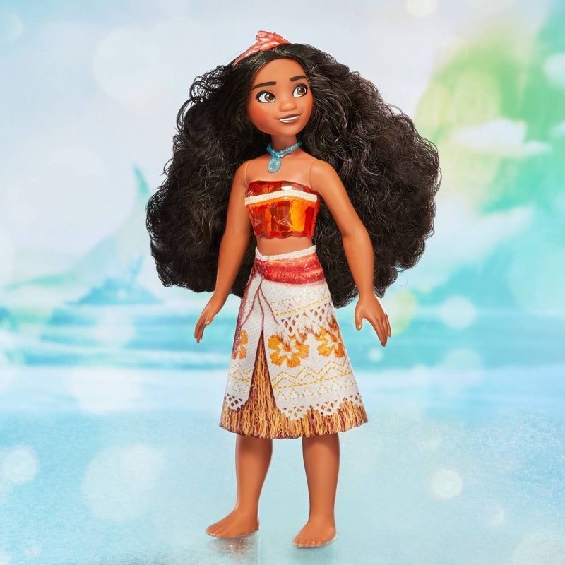 Disney Princess Royal Moana Shimmer Doll