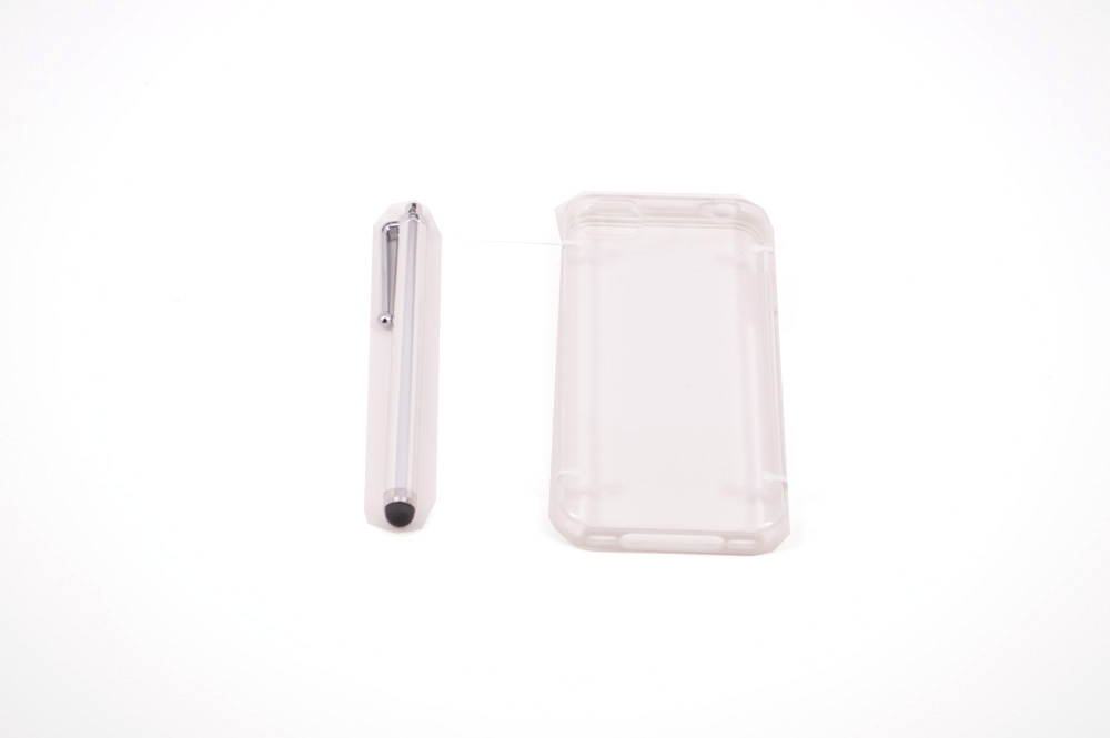 White Glow in the Dark Rubber Edge iPhone 4 and 4s Plastic Cell Phone Cover  Case with Free Stylus