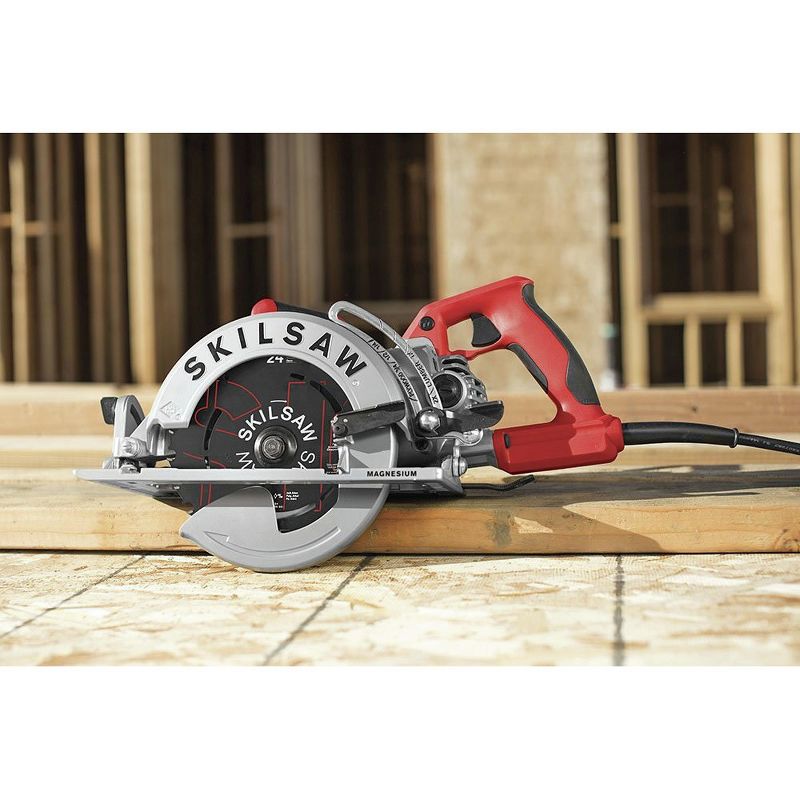 SKILSAW SPT77WML-01 7-1/4 in. Lightweight Magnesium Worm Drive Circular Saw with Carbide Blade