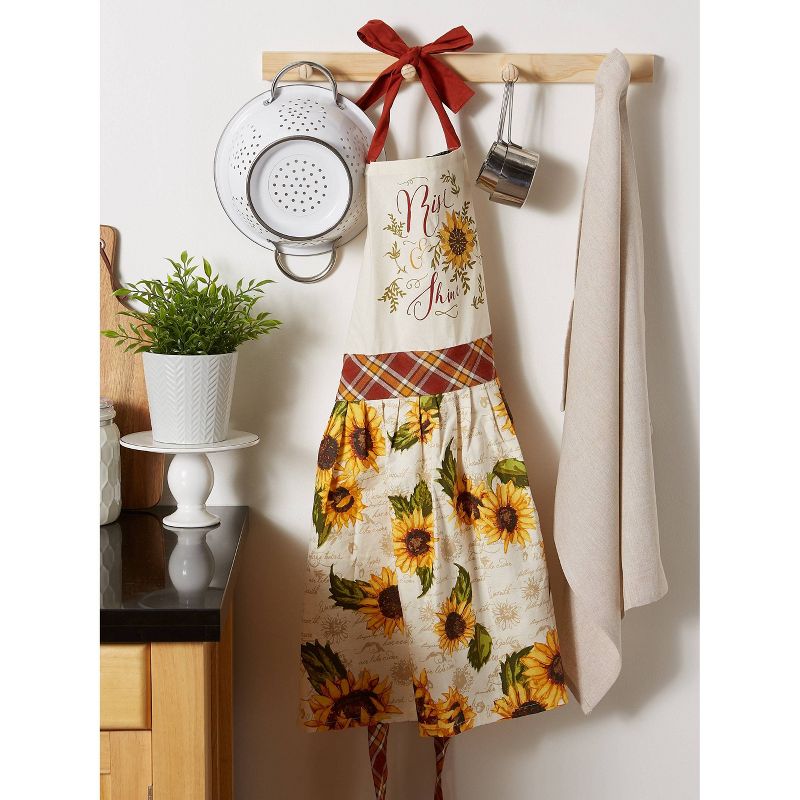 Gallerie II Skeleton Pattern Full Apron