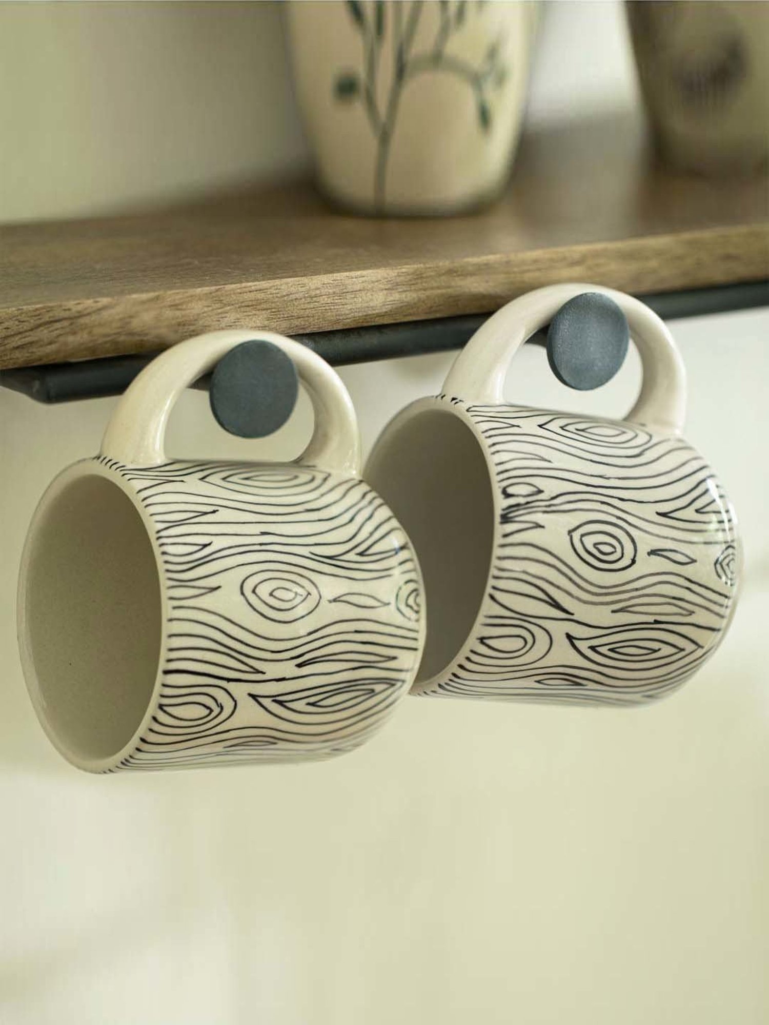 Ellementry Livada Off-White & Black Ceramic Mug (0.2 L) - Set of 2