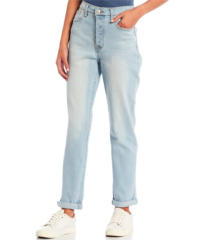 Celebrity Pink High Rise Slim Mom Jeans