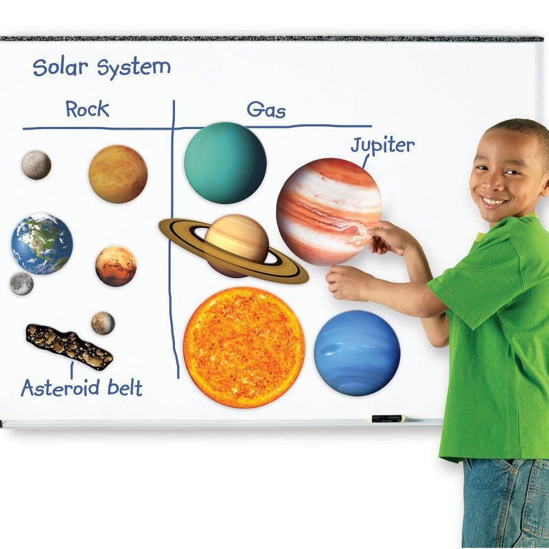 Learning Resources Giant Magnetic Solar System, Ages 5+