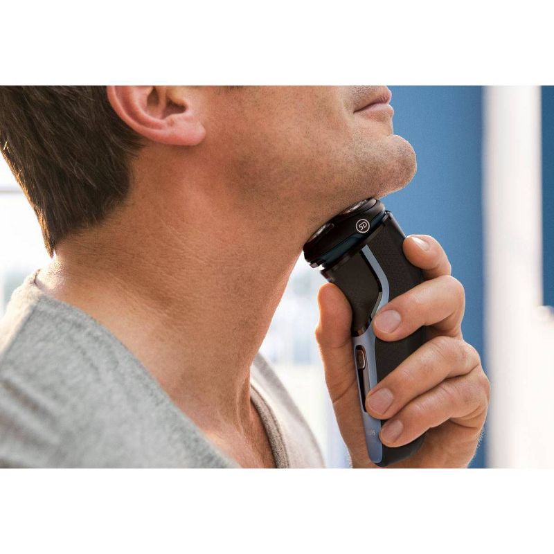 Philips Norelco Wet & Dry Men's Rechargeable Electric Shaver 3500 - S3212/82