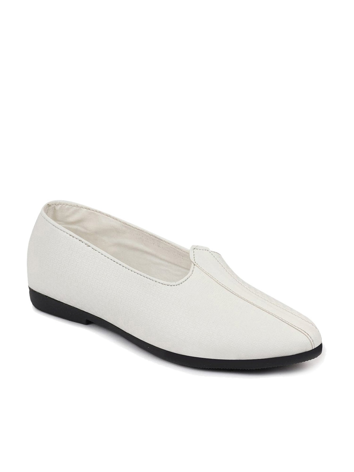 Fausto Men's White Ethnic Juttis
