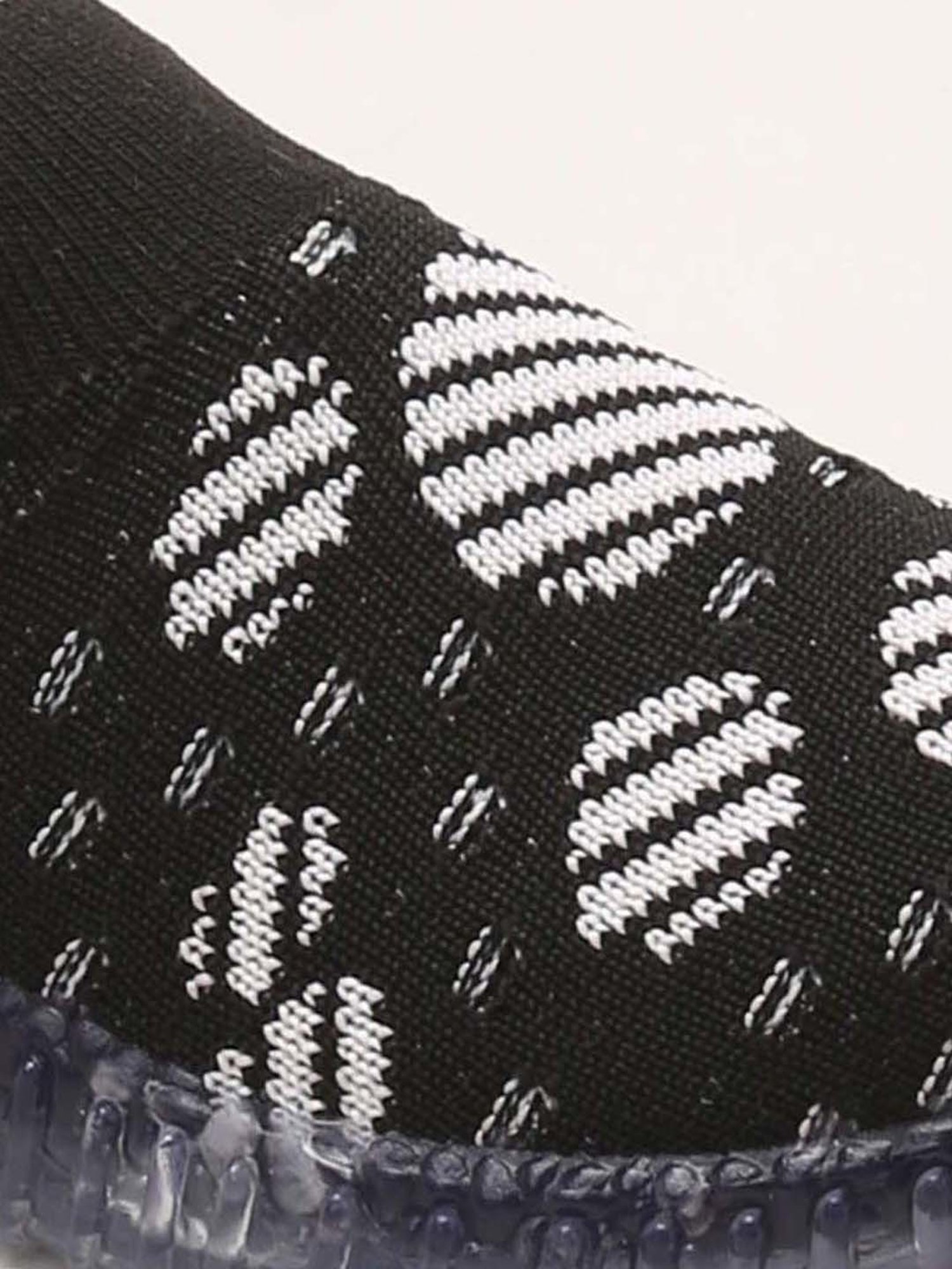 Priaansha Kids Black & White Casual Slip-Ons