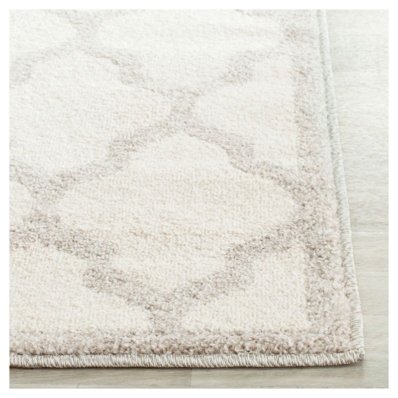 Clichy Rug 5'X5' - Navy/Beige - Safavieh