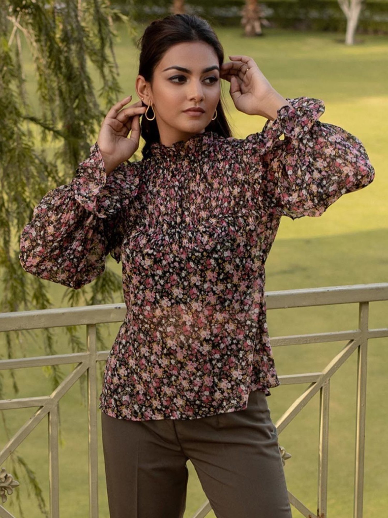 BInfinite Black Floral Ruffled Chiffon Blouse