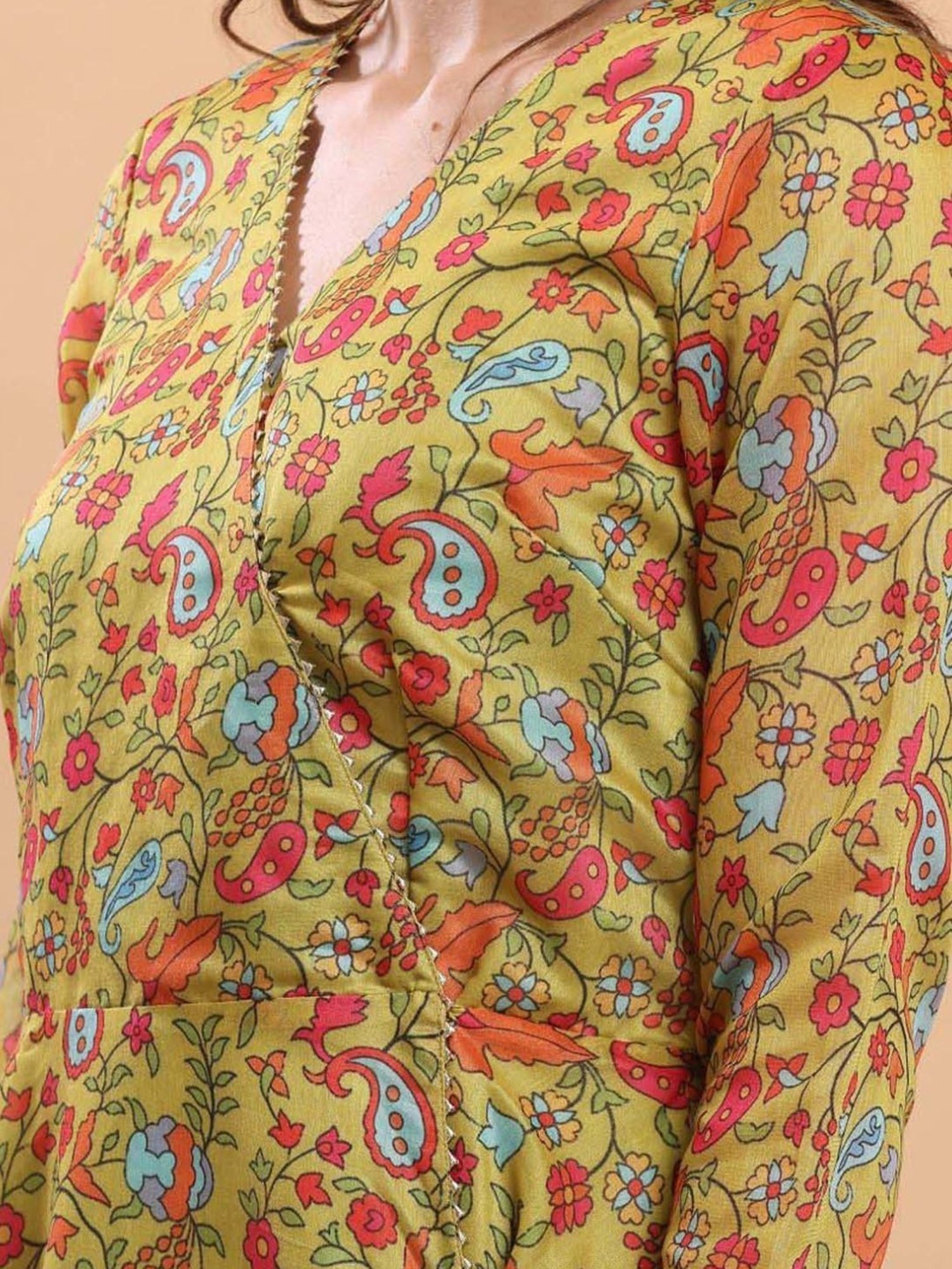 Kaanchie Nanggia Green Floral Printed Anarkali