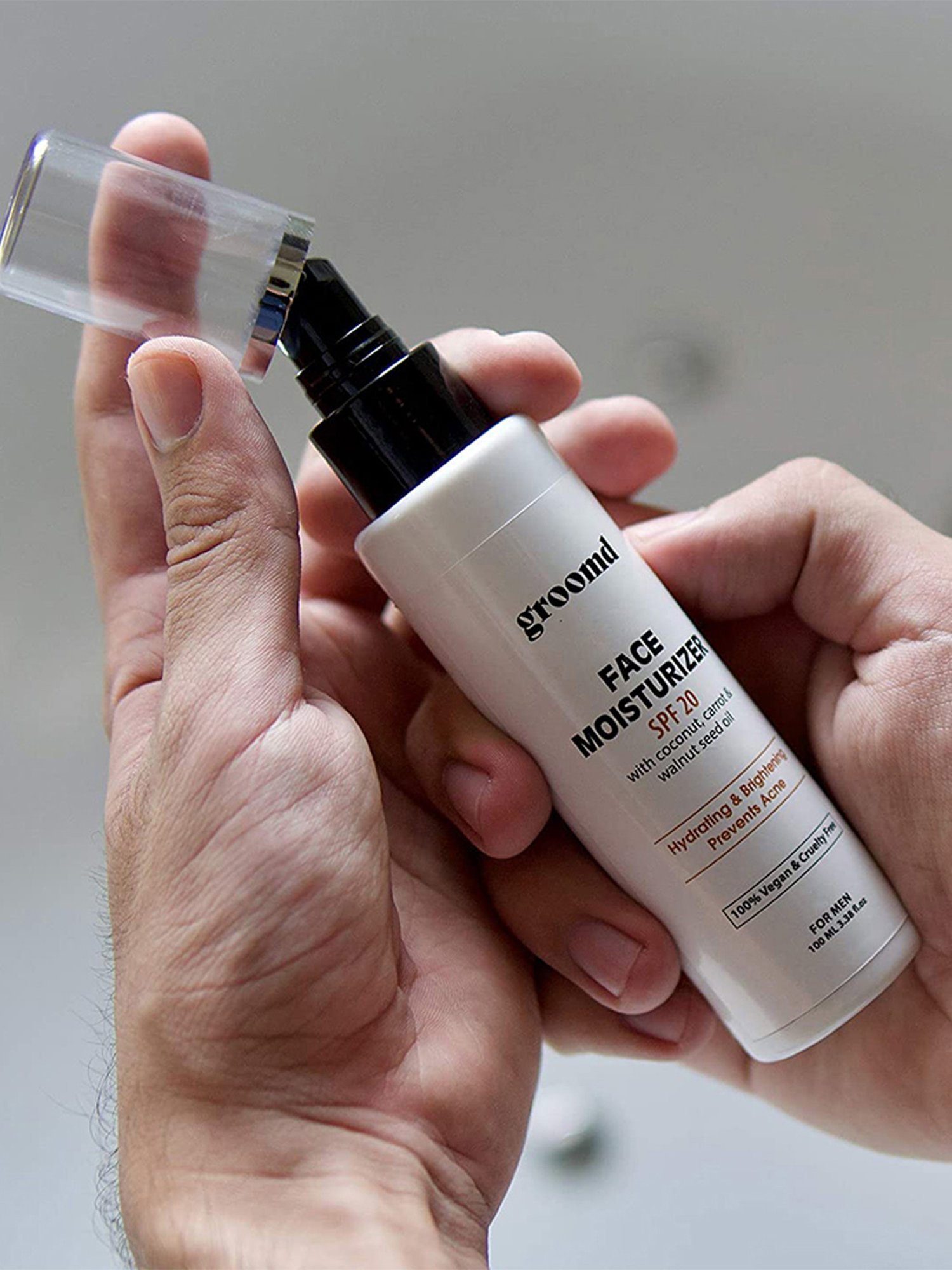 Mancode Detoxifying De Tan, Vitamin C & Acne Control Tea Tree Foaming Facewash (Pack of 3)