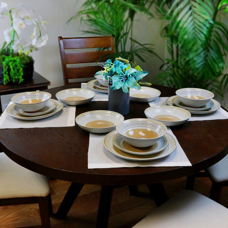 Vremi 16 Piece Multicolor Porcelain Dinnerware Set with 4 Dinner Plates, 4 Dessert Plates, 4 Salad/Soup Bowls, & 4 Coffee/Tea Mugs