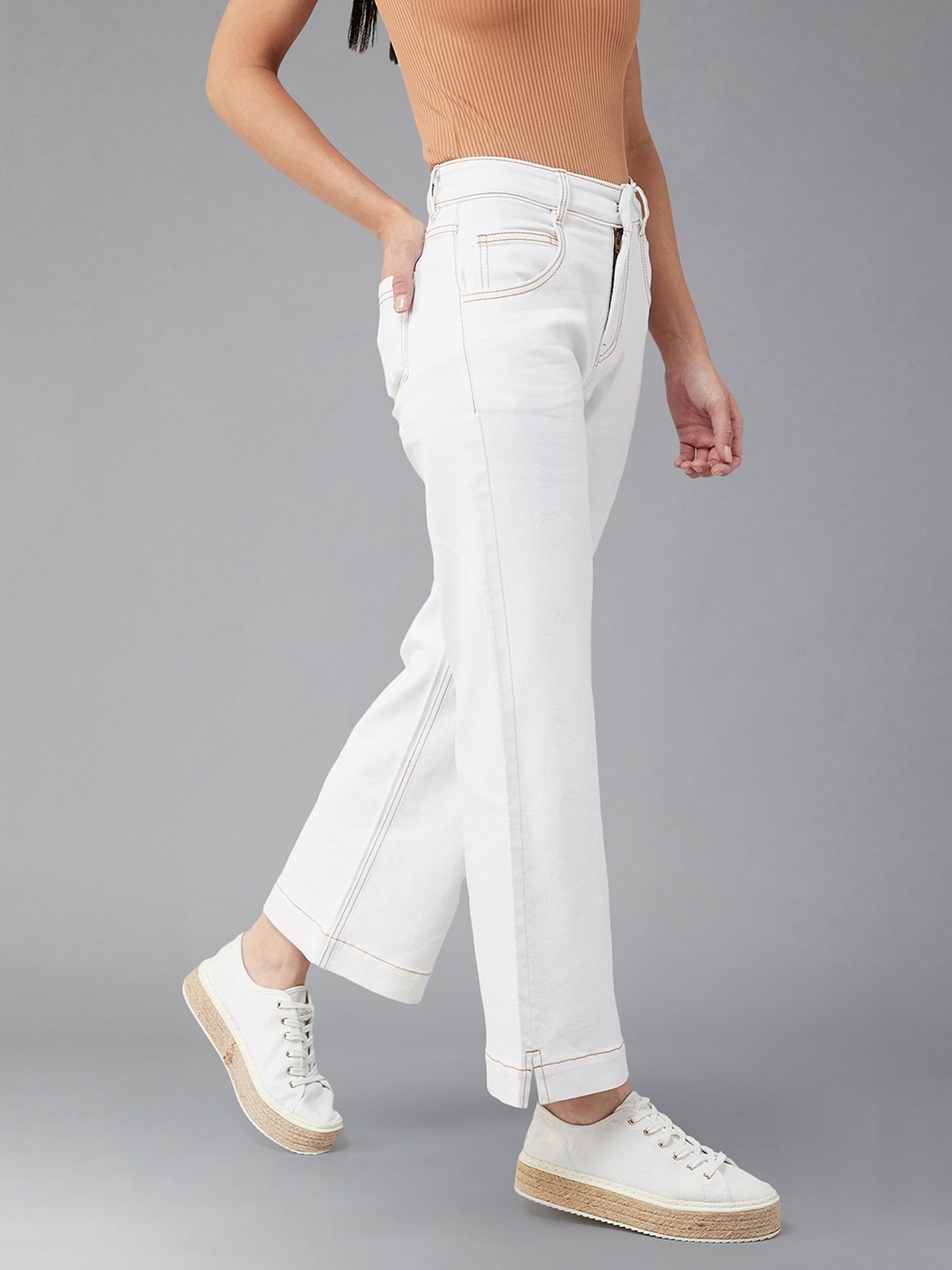 DOLCE CRUDO White Denim Flared Fit Mid Rise Jeans