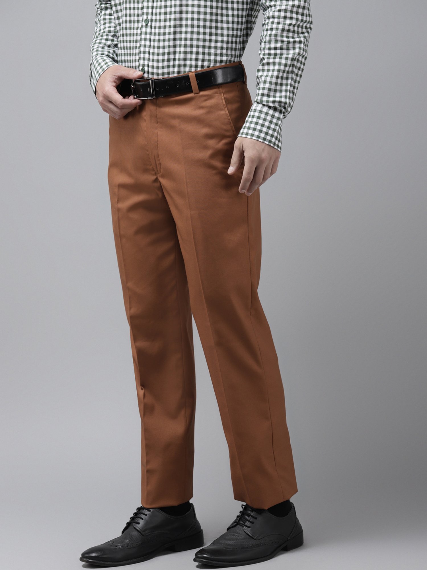 Hangup Plus Brown Regular Fit Flat Front Trousers