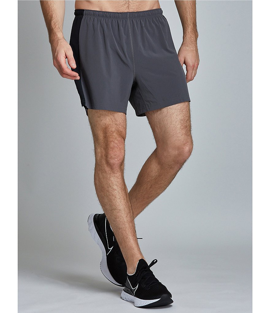 Roundtree & Yorke Active Waist 9#double; Inseam Performance Shorts