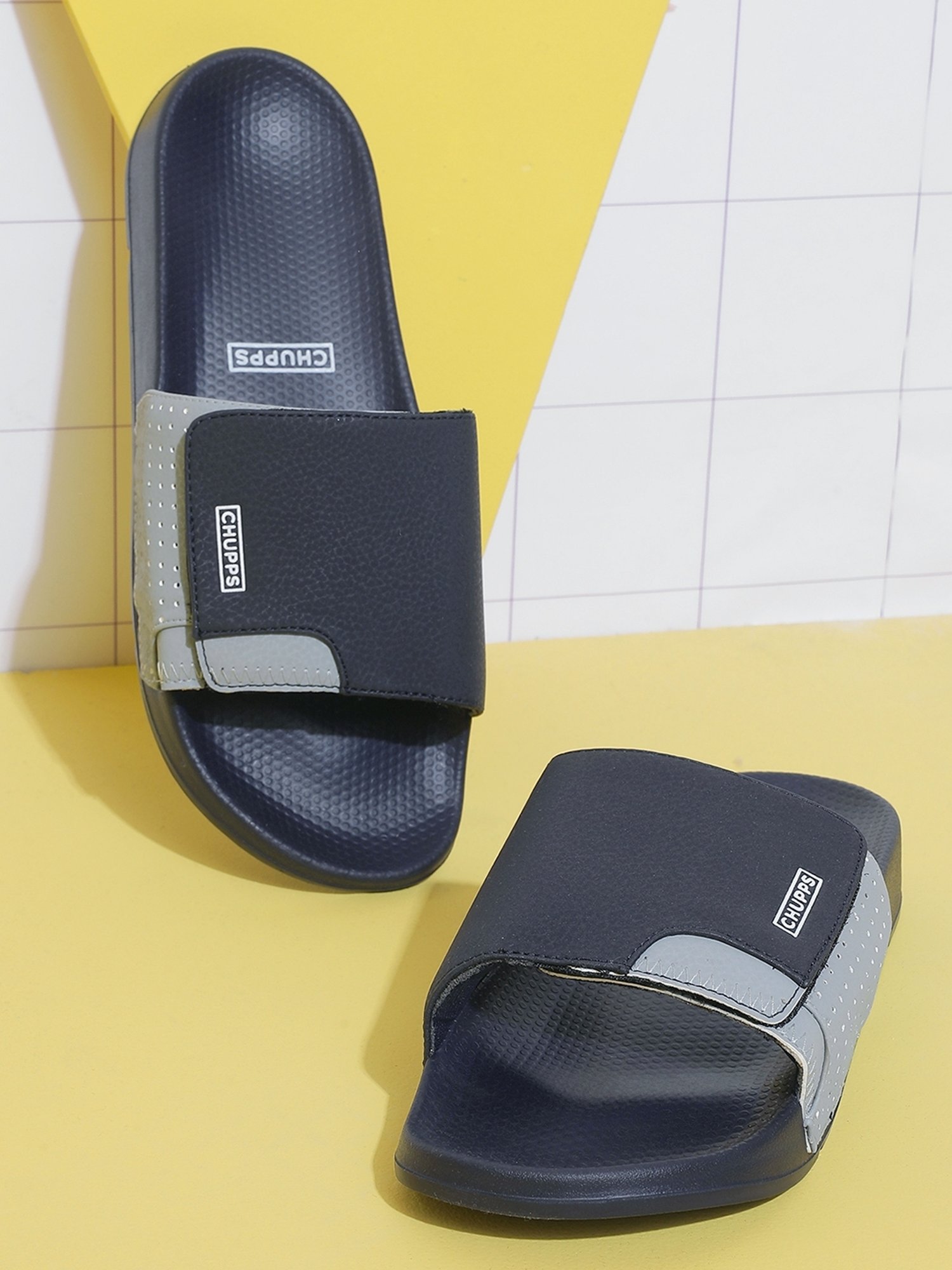 Chupps Men's Navy Slides