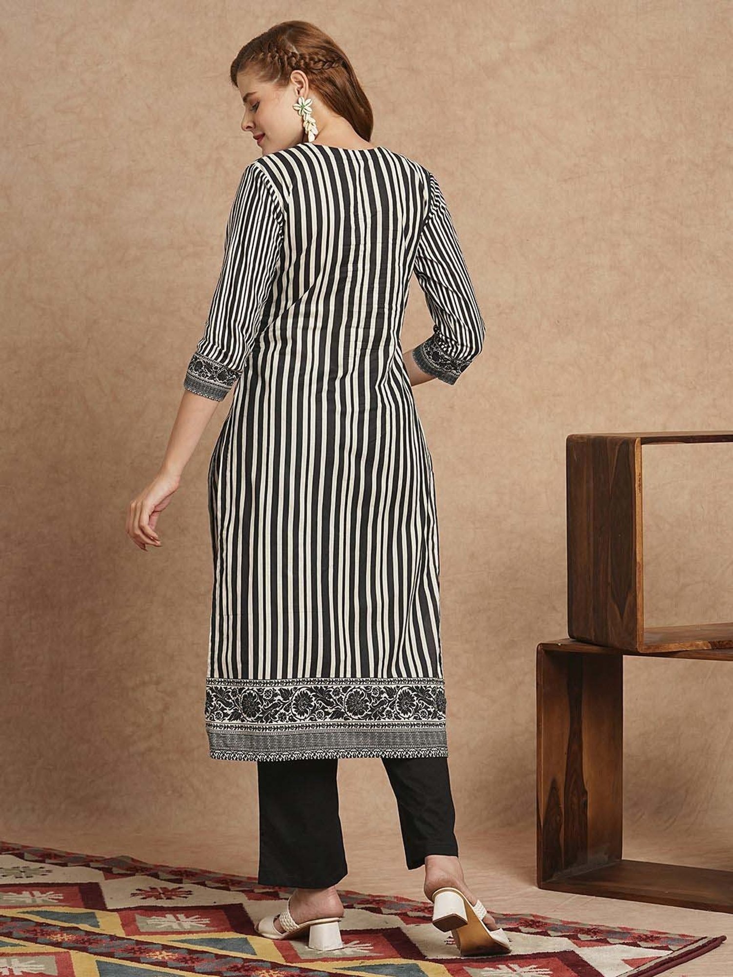 Fashor Black Cotton Striped Kurta & Pant Set