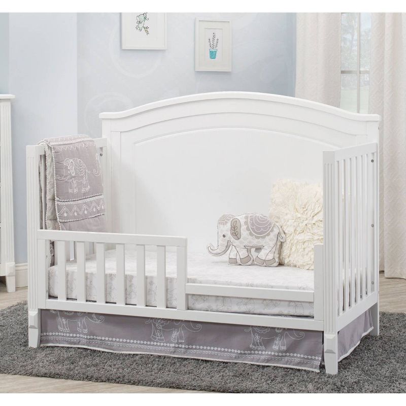 Sorelle Berkley Round Top Panel Standard Full-Sized Crib White