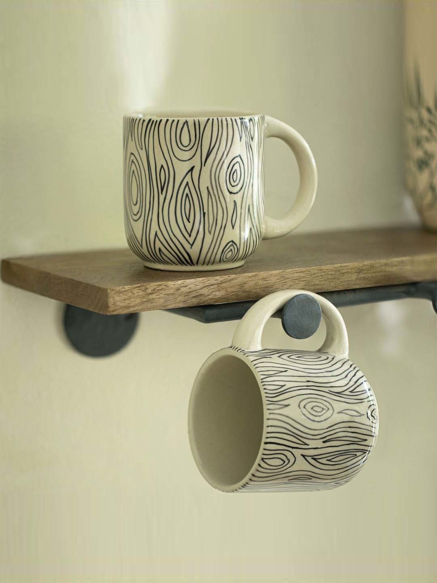 Ellementry Livada Off-White & Black Ceramic Mug (0.2 L) - Set of 2