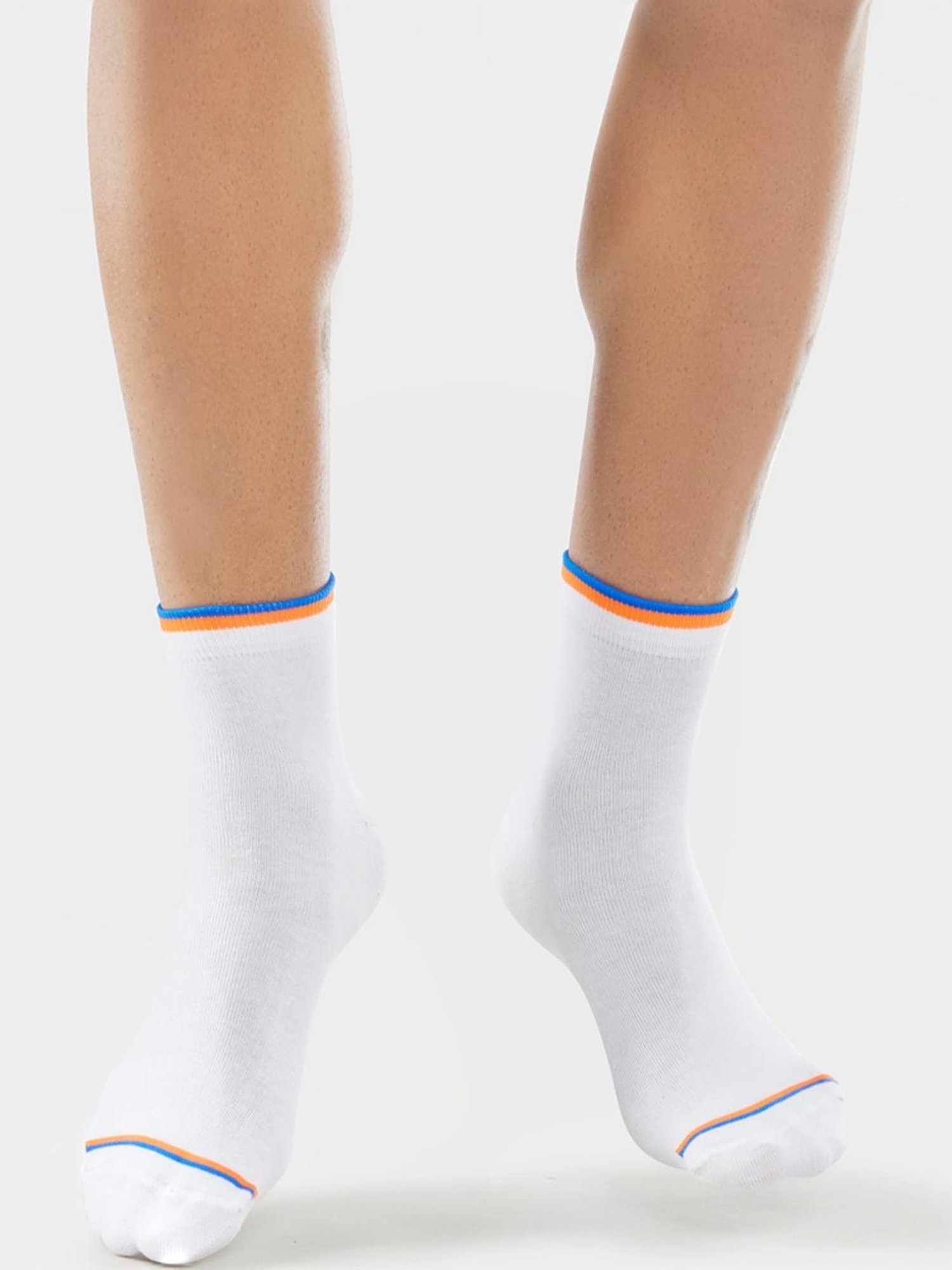 Jockey 7051 White Ankle Length Socks with Stay Fresh Treatment - Pack of 2 (Pattern May Vary)