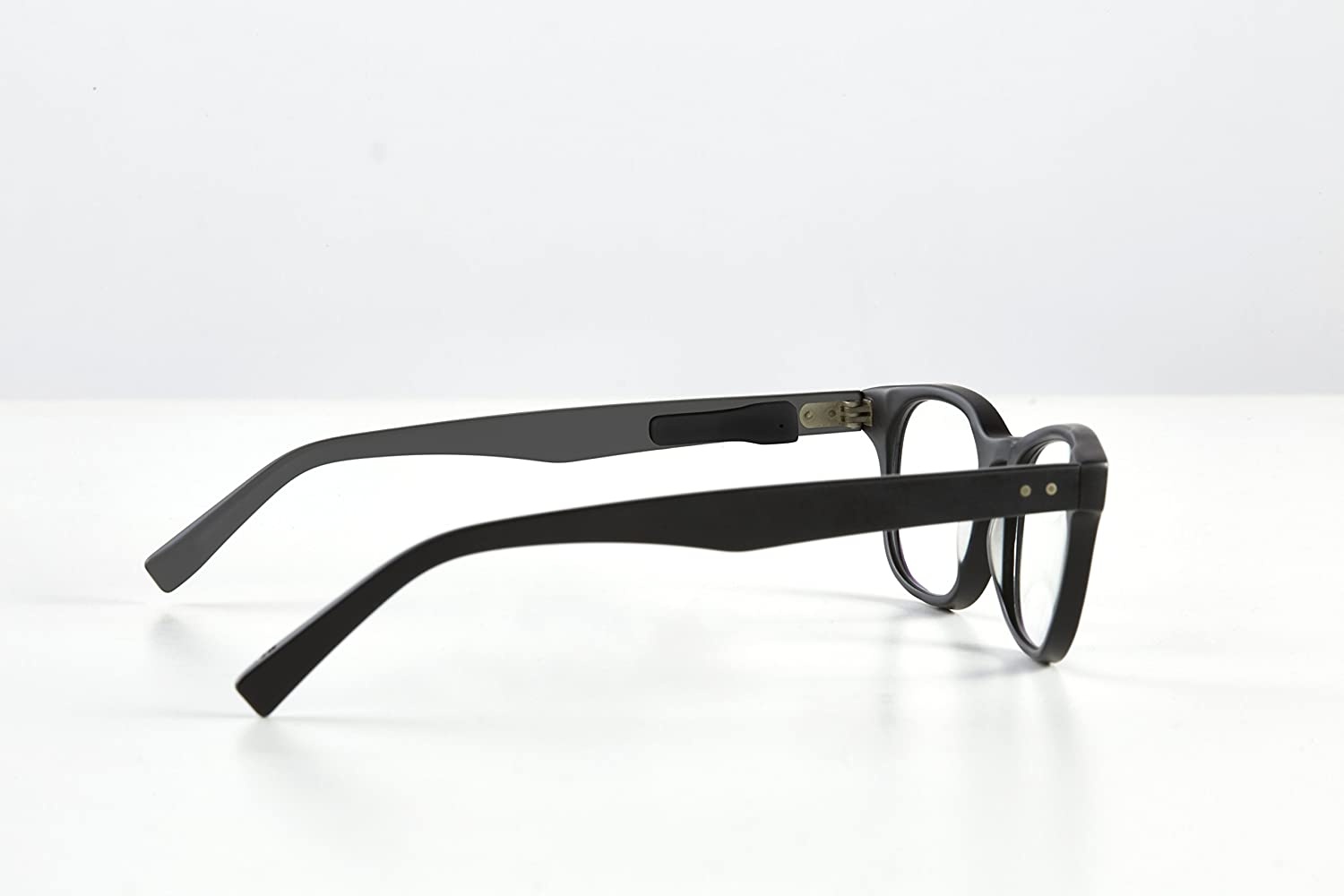 Orbit Bluetooth Glasses Finder - Wireless Smart GPS Tracker and Locator with Rechargeable Battery - Free iOS & Android Phone App - Works with Alexa