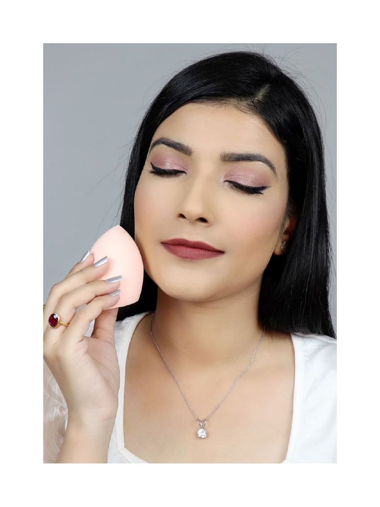 FLiCKA Beauty Blender - 10 gm
