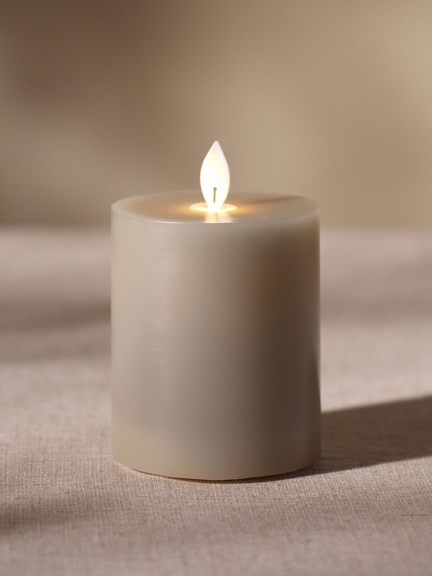 Lidded Glass Jar Crackling Wooden Wick Teak and Moss Candle - Nature's Wick