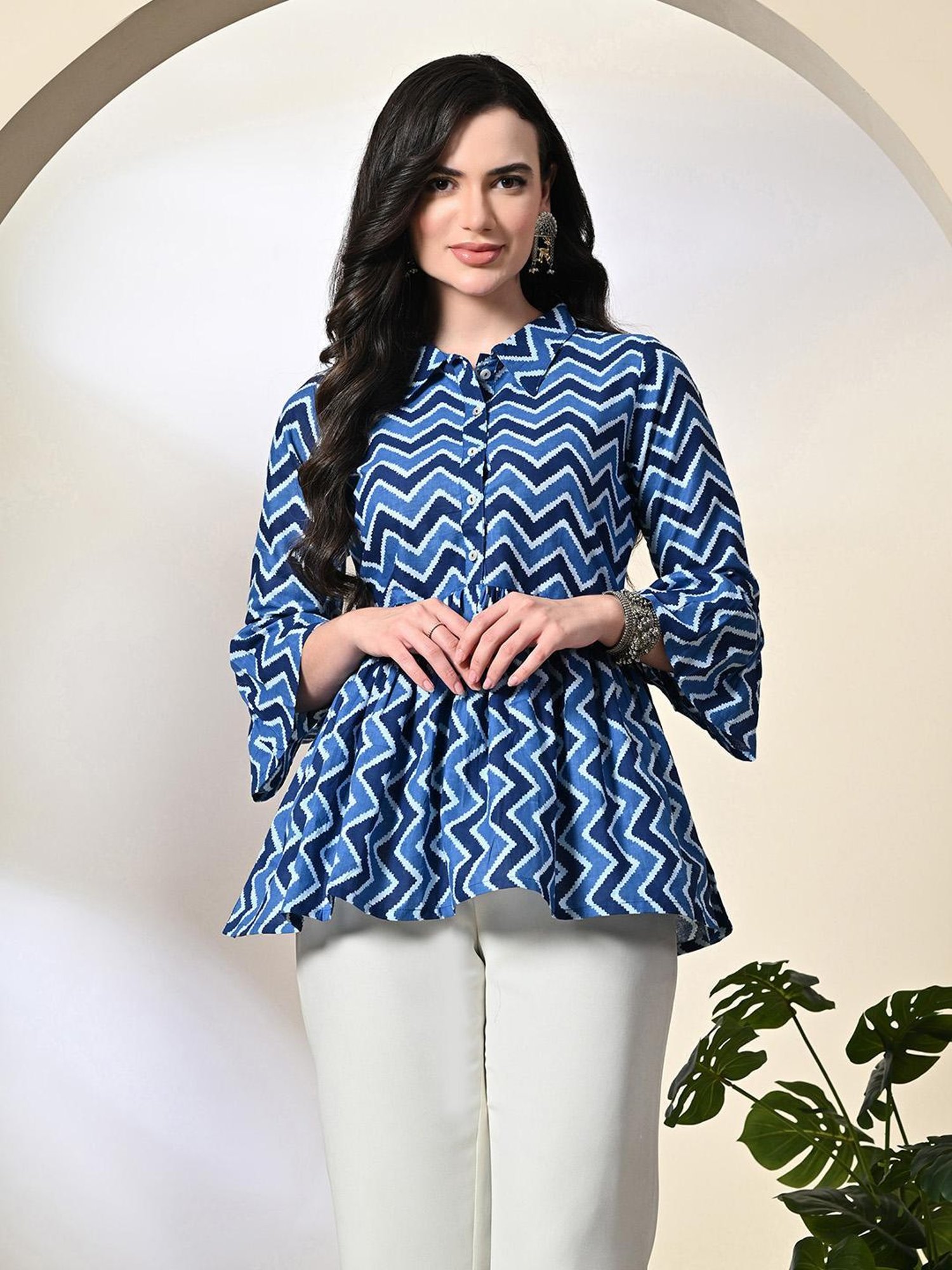 DECKEDUP Navy Cotton Printed Top
