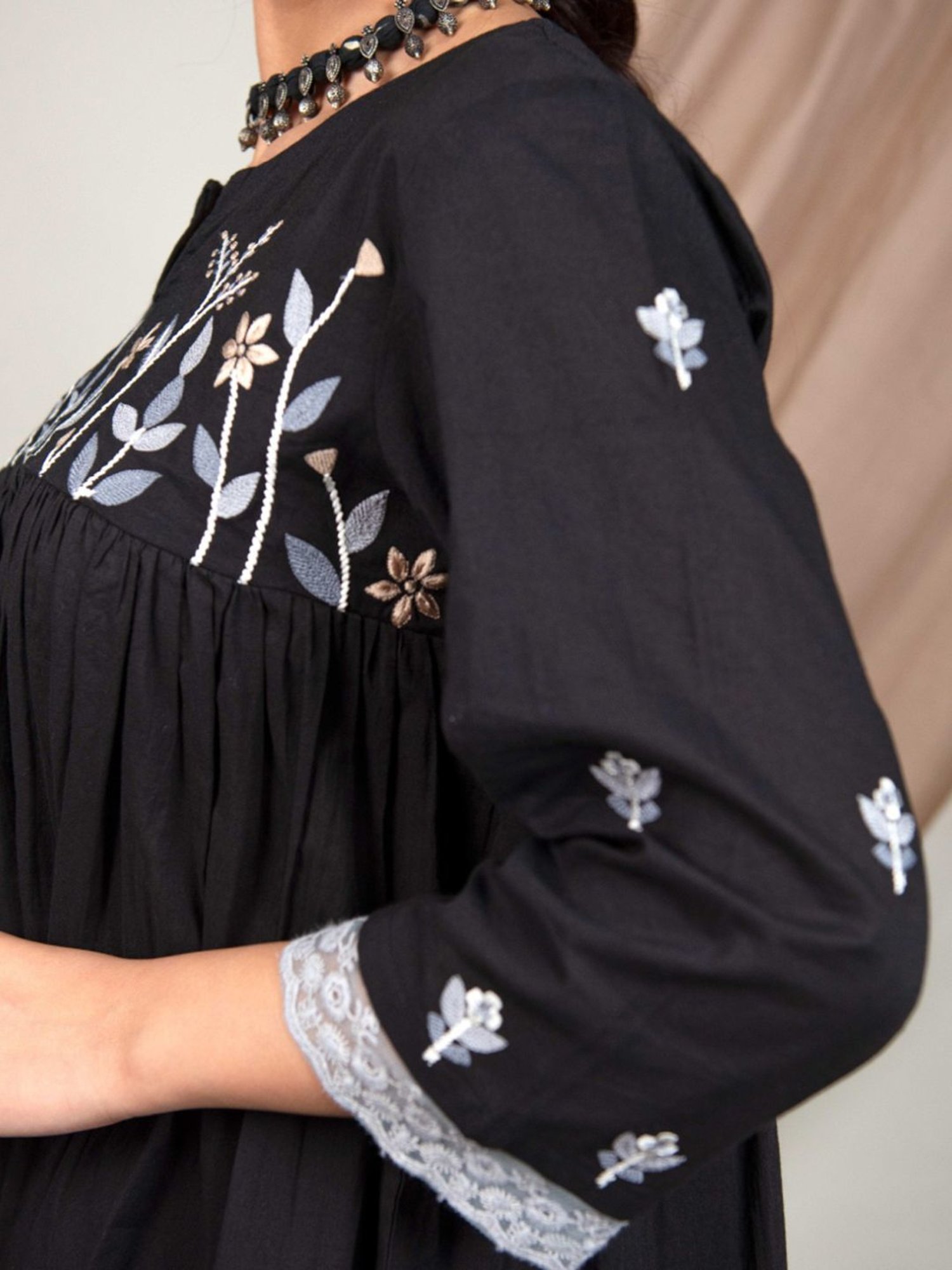 Priya Chaudhary Black Nargis Hand Embroidered Cotton Kurta with Pants