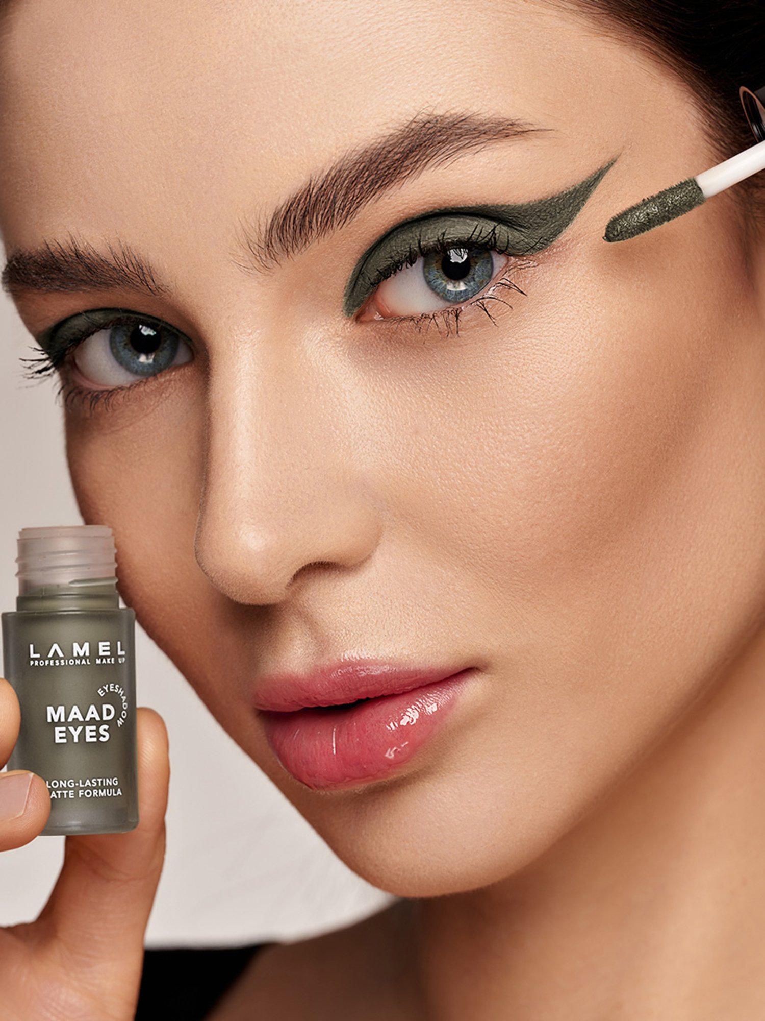 BH Cosmetics 7 Color Shadow Palette Citrine for November - 9 gm