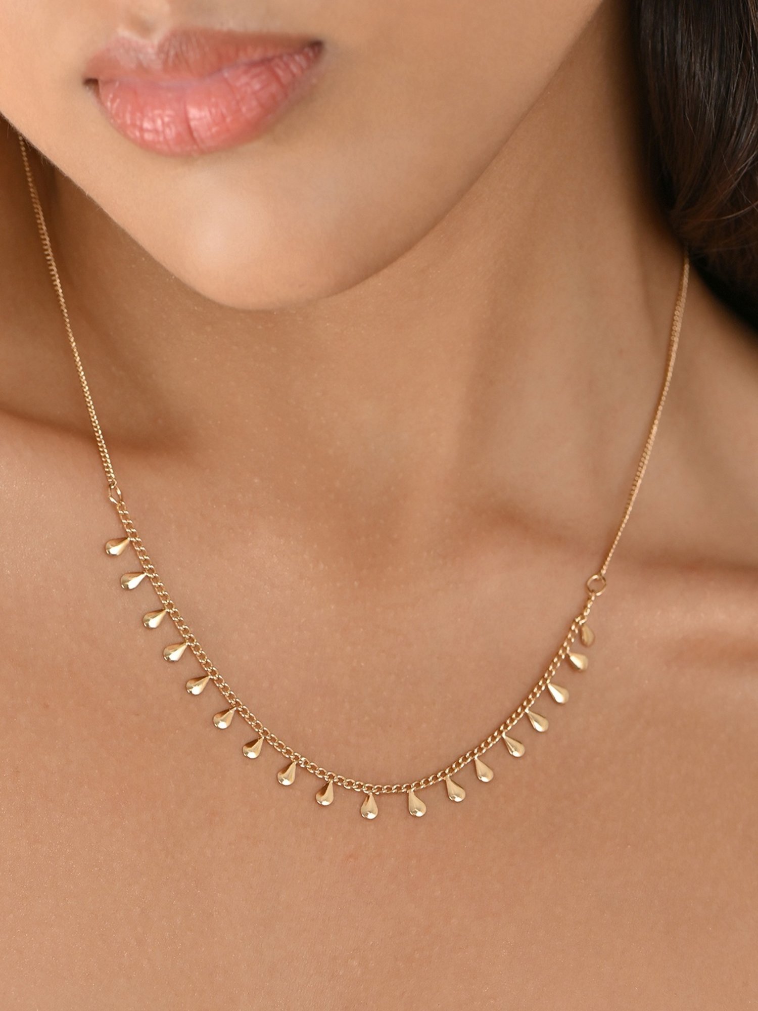 Toniq Gold-Plated Stylish Choker Necklace