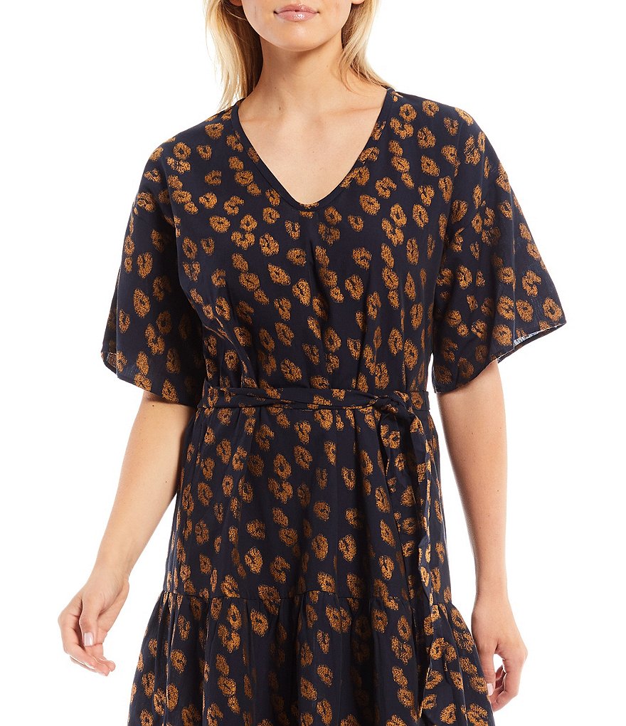 Trina Turk Diffused Leopard Print V-Neck Elbow Short Sleeve Tie Waist A-Line Midi Dress