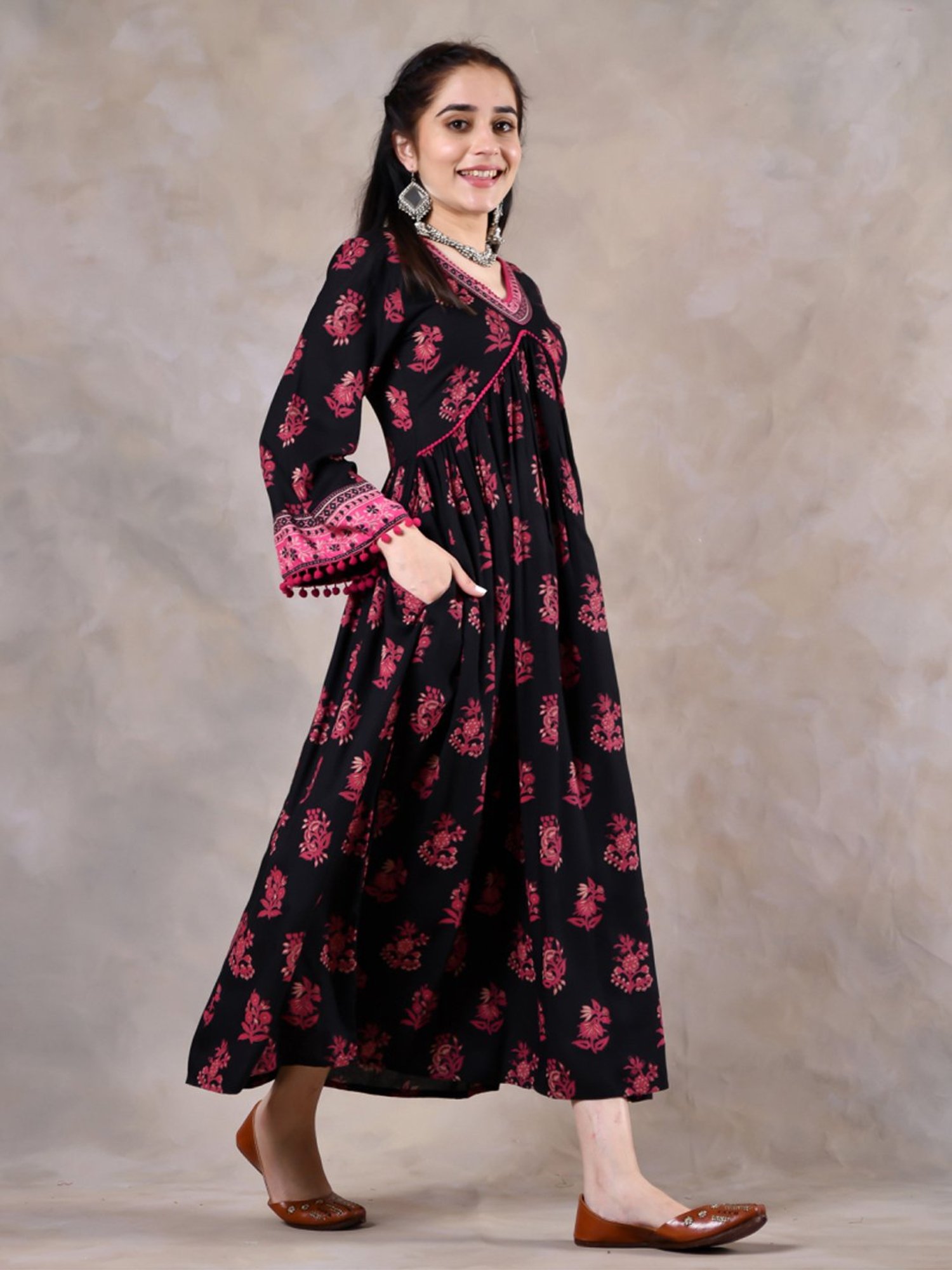 Rustorange Black Floral Print Maxi Dress