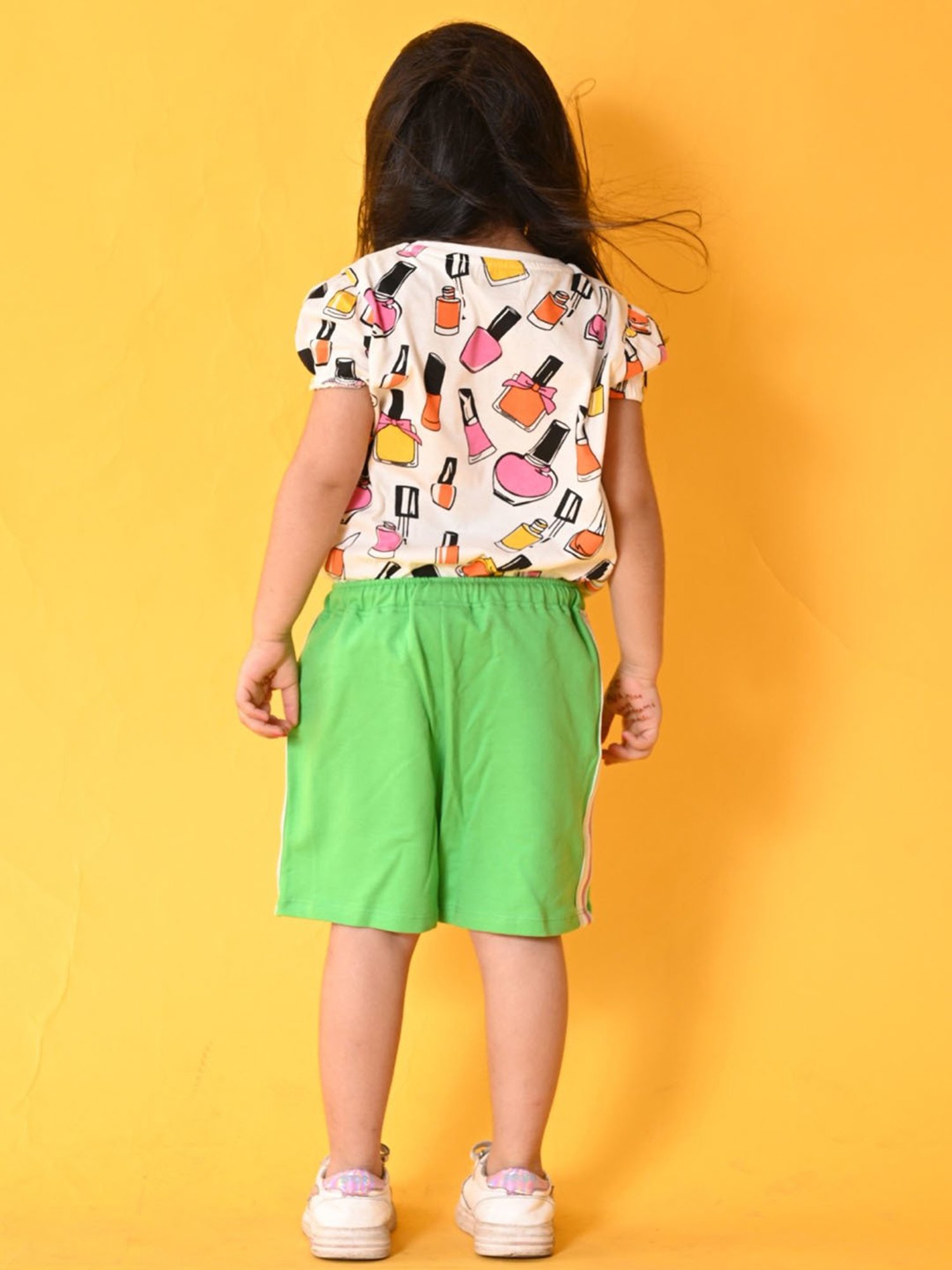 Anthrilo Kids White & Green Cotton Printed T-Shirt Set