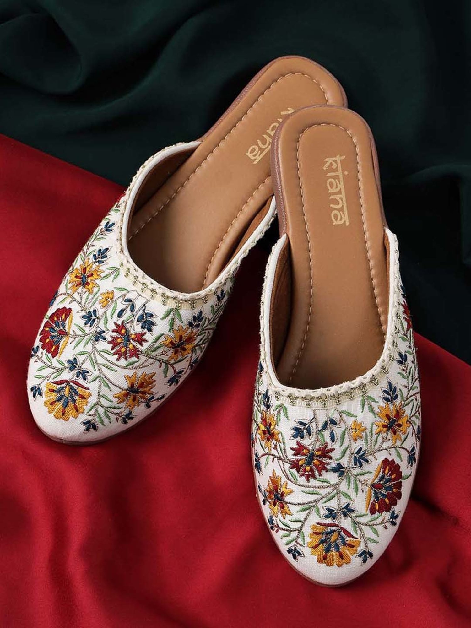 Truffle Collection Women's Golden Flat Ballets