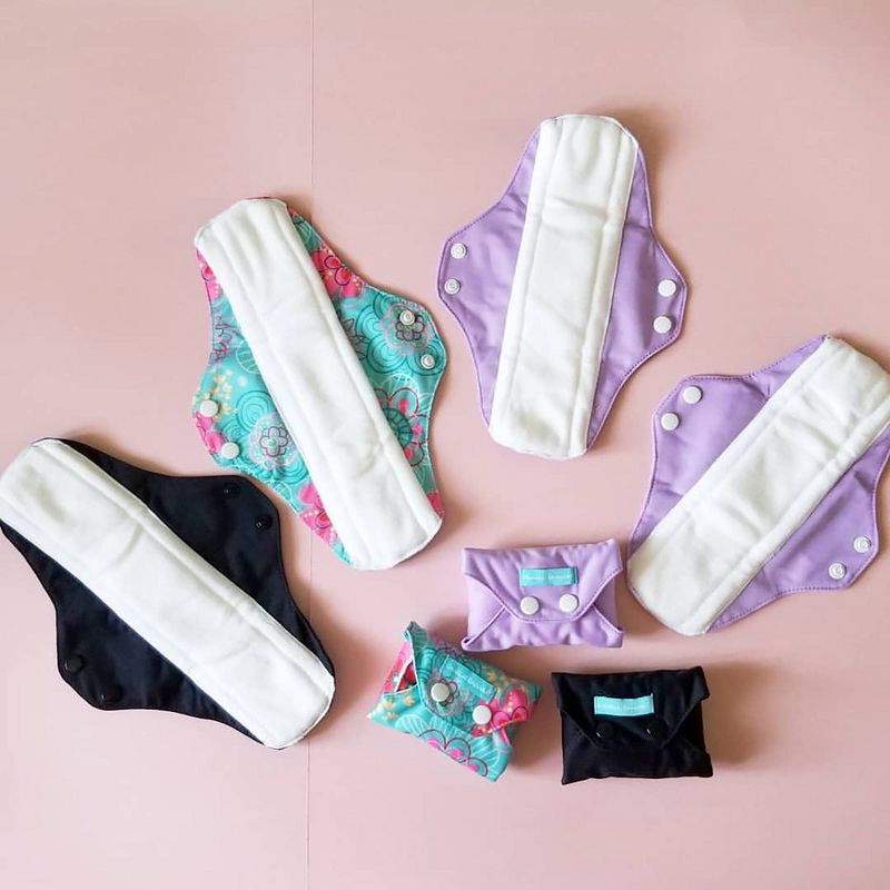 Charlie Banana Reusable Feminine Pad - Super Absorbency - Floriana 3pk