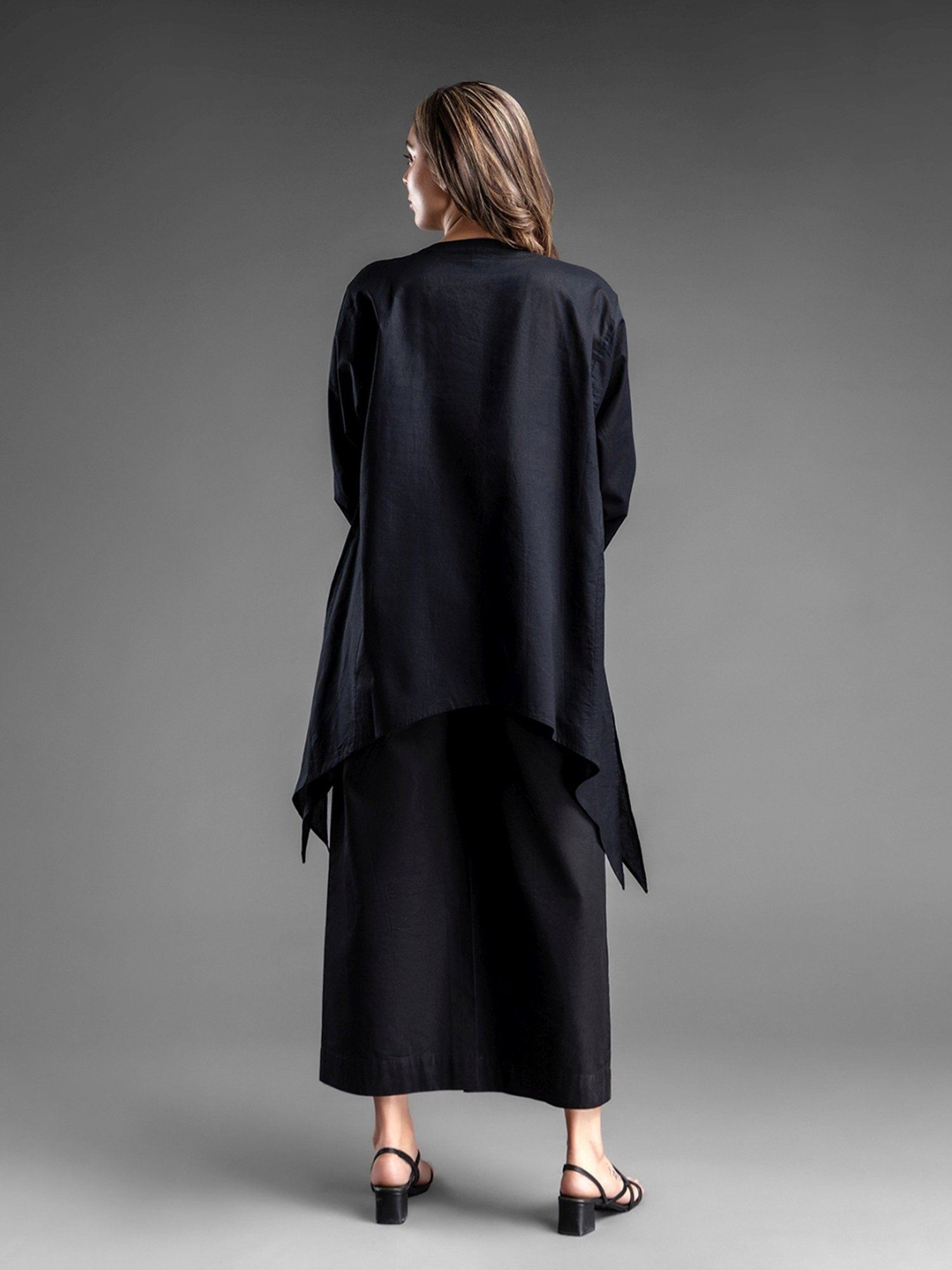 House of Manaa Black Hom Allure Kurta with Pallazo