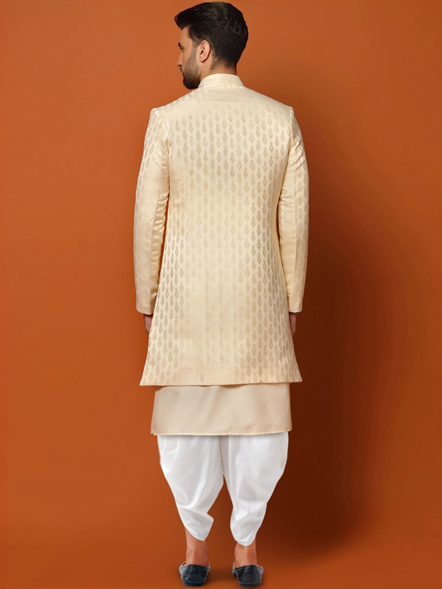 Kisah Beige & White Regular Fit Jacquard Sherwani Set
