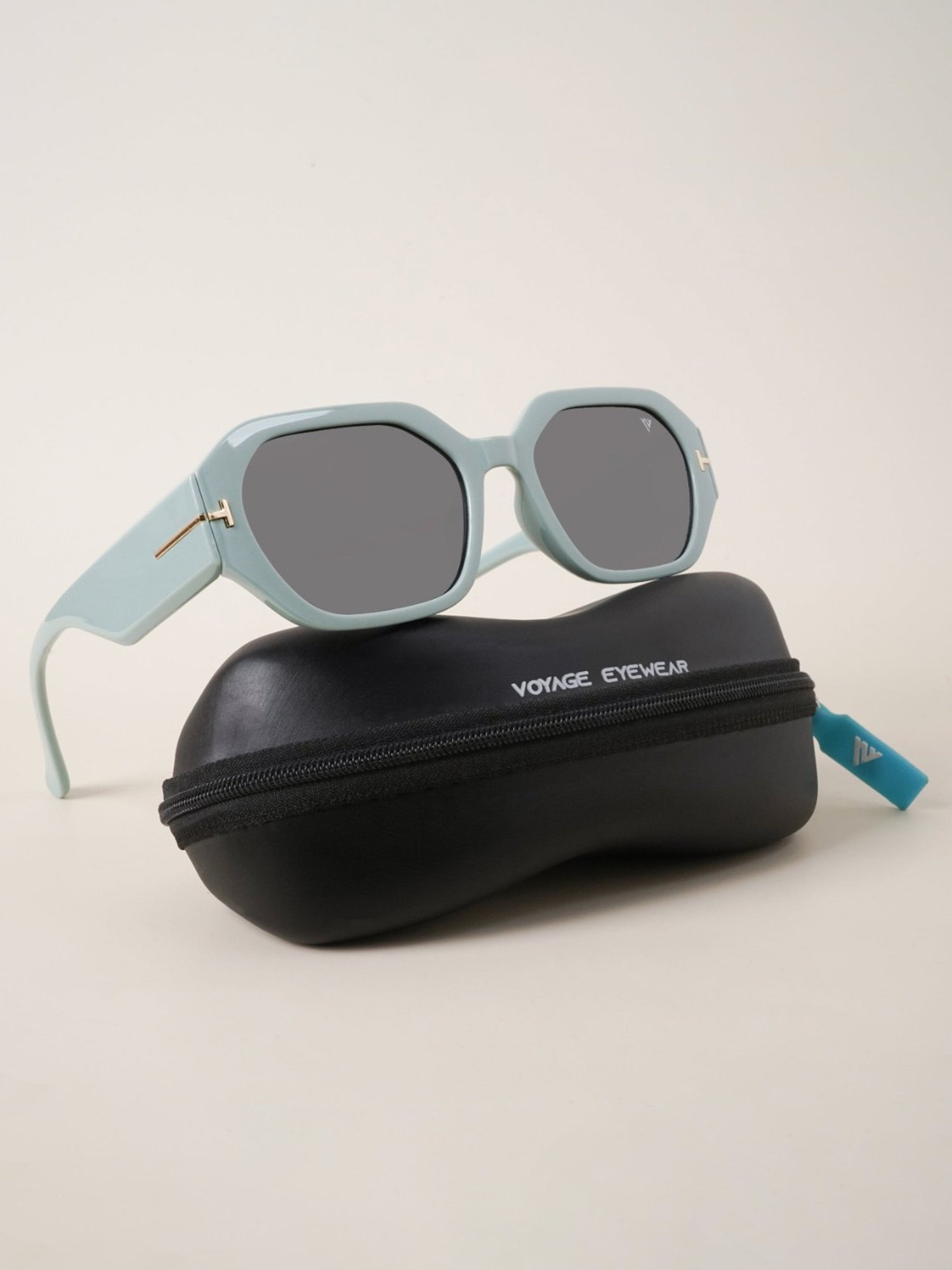 Voyage Black Rectangular UV Protection Unisex Sunglasses