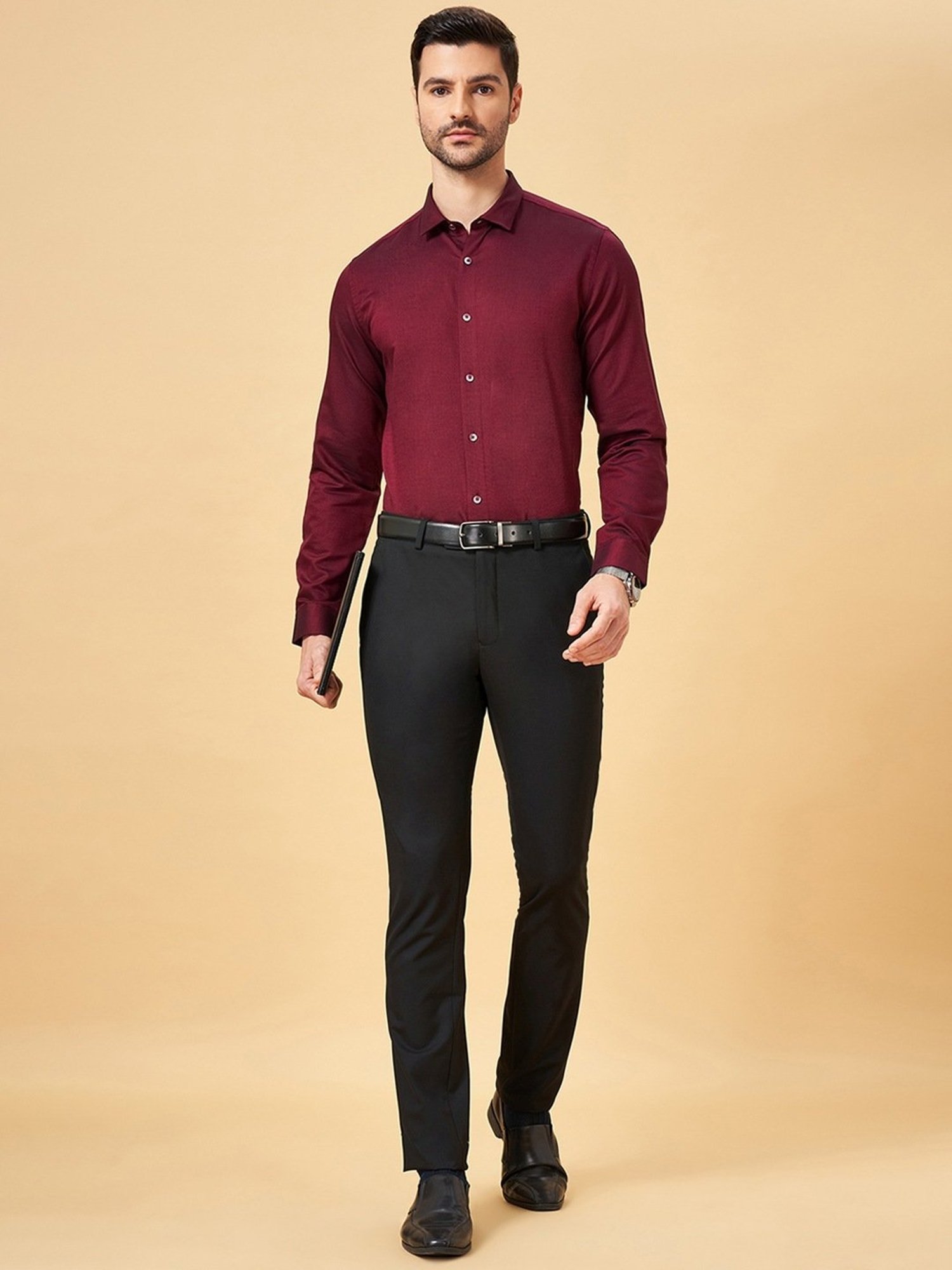 Peregrine by Pantaloons Wine Cotton Slim Fit Texture Shirt