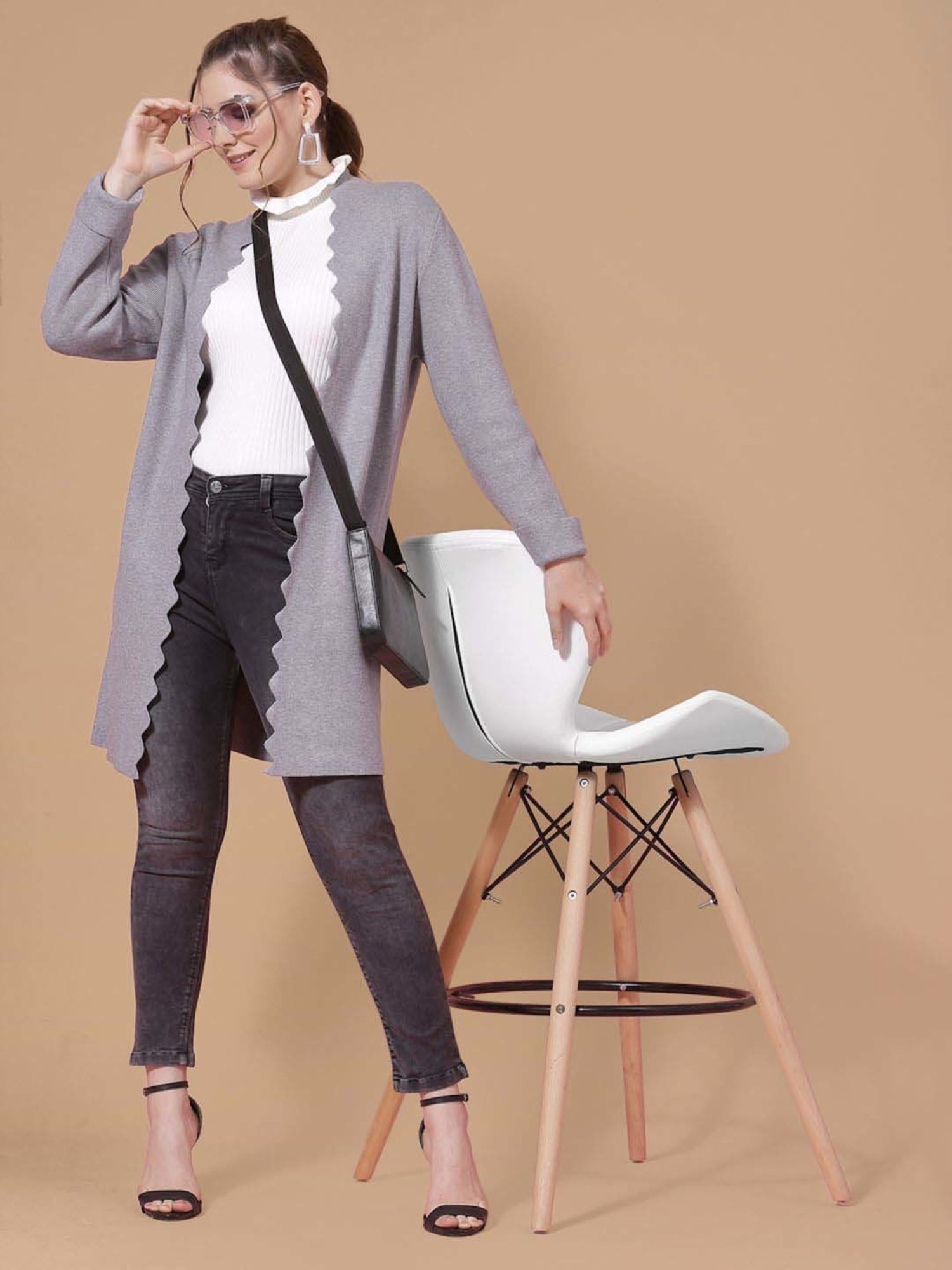 Mafadeny Grey Plain Shrug