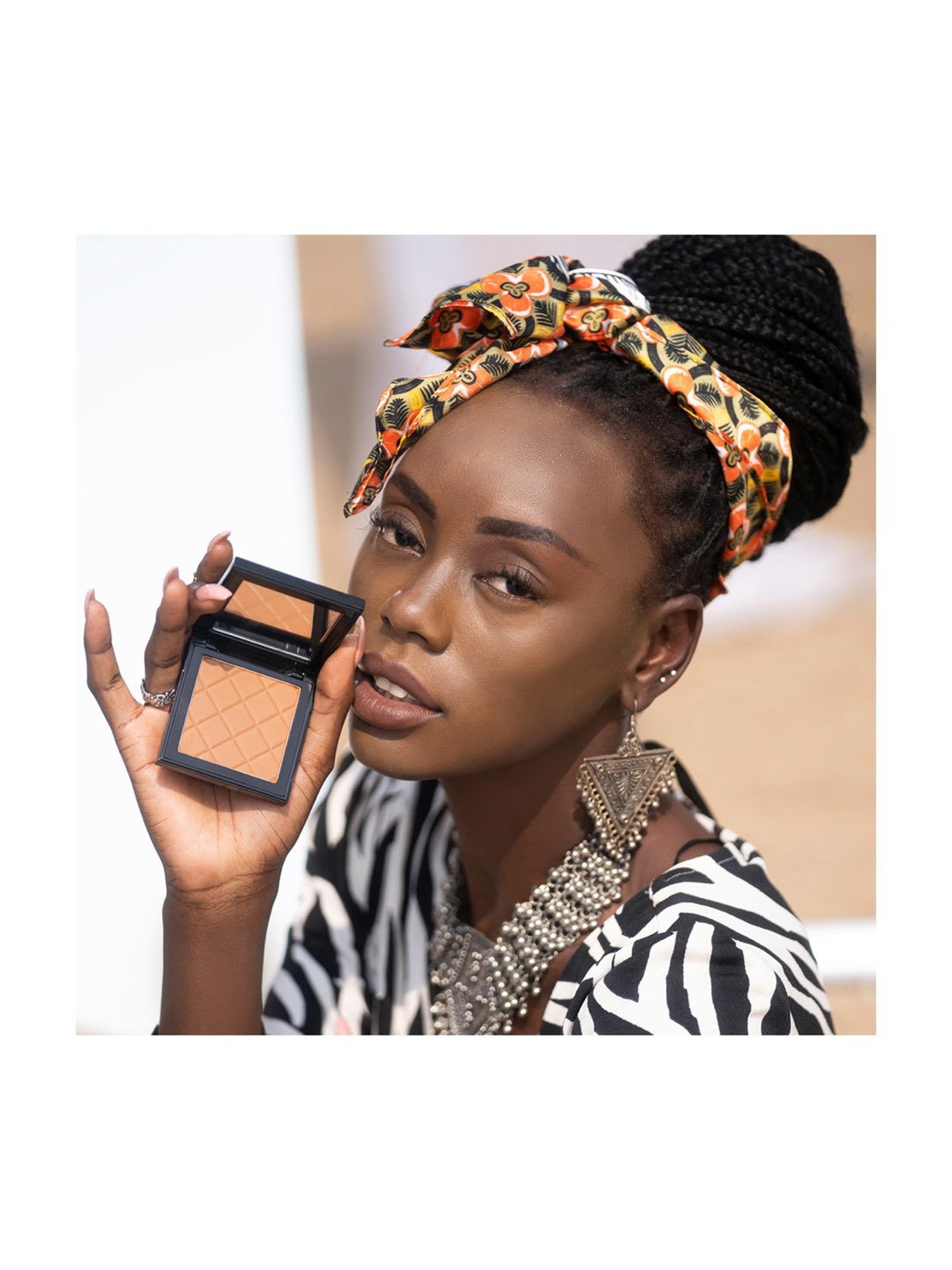 BH Cosmetics Los Angeles Full Heat Matte Bronzer Caramel Cabo - 6.5 gm