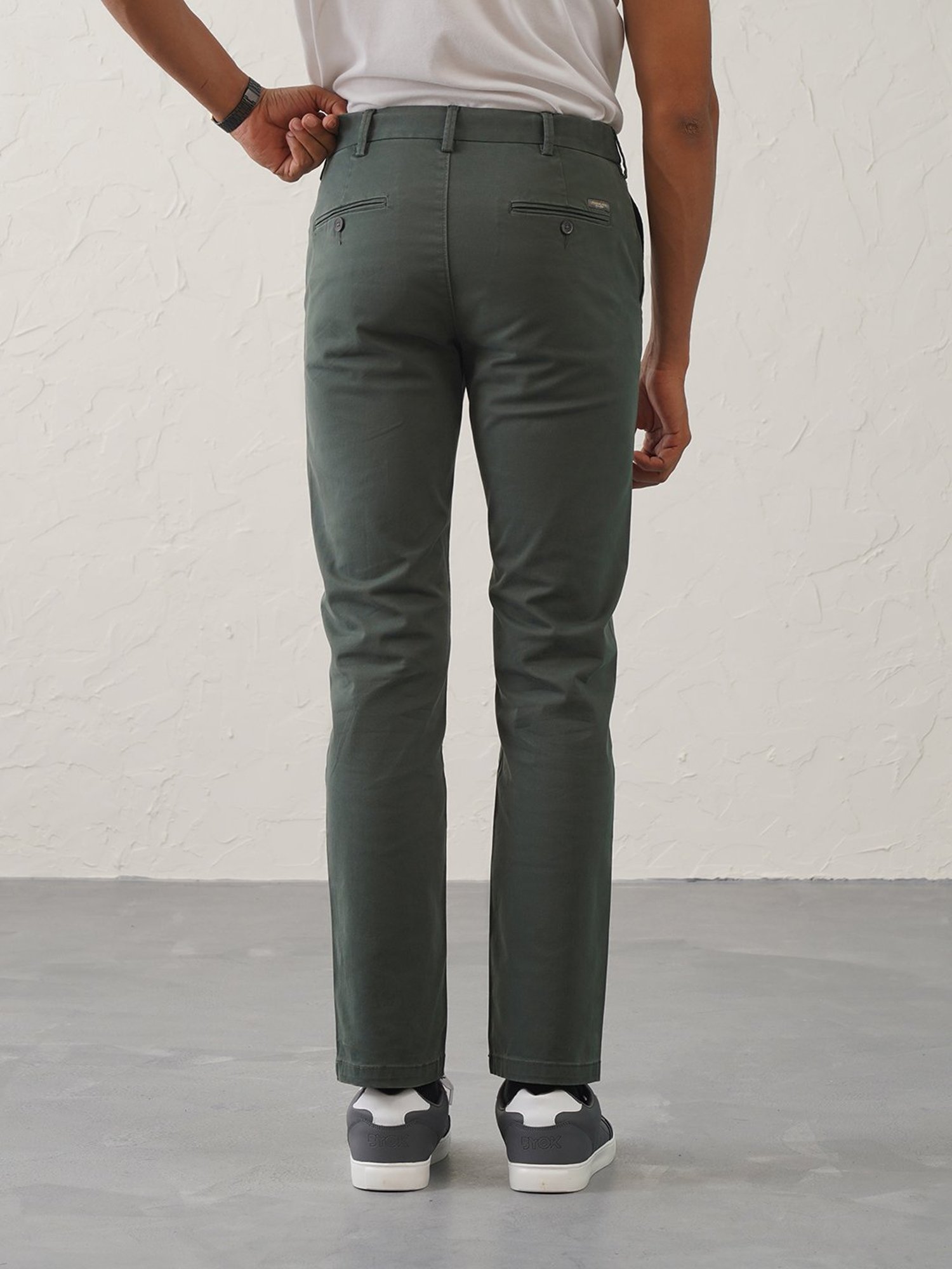 MinusOne Olive Regular Fit Chinos