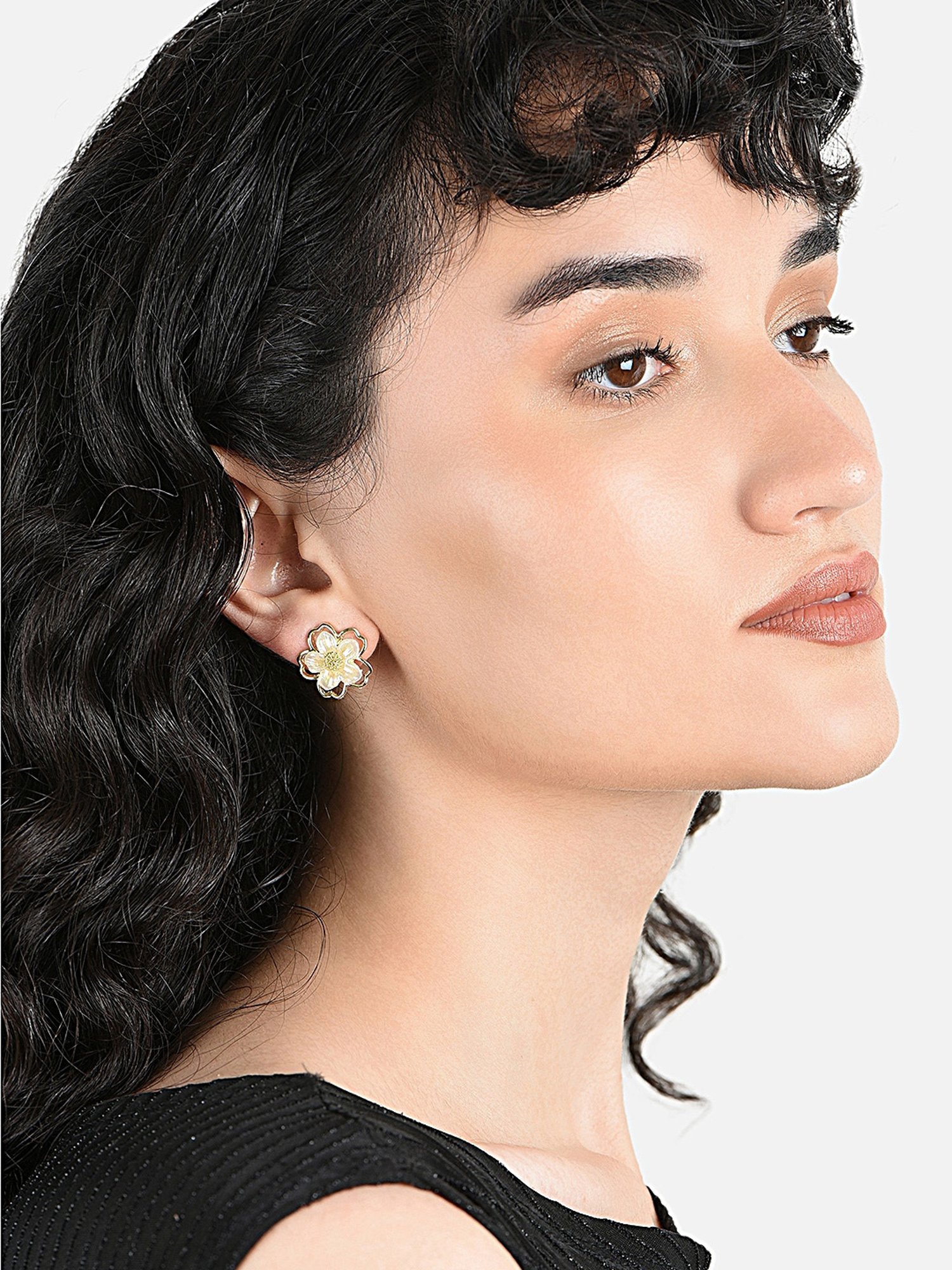 ToniQ ElegantFusion Look Alloy White Stud Earrings for Women