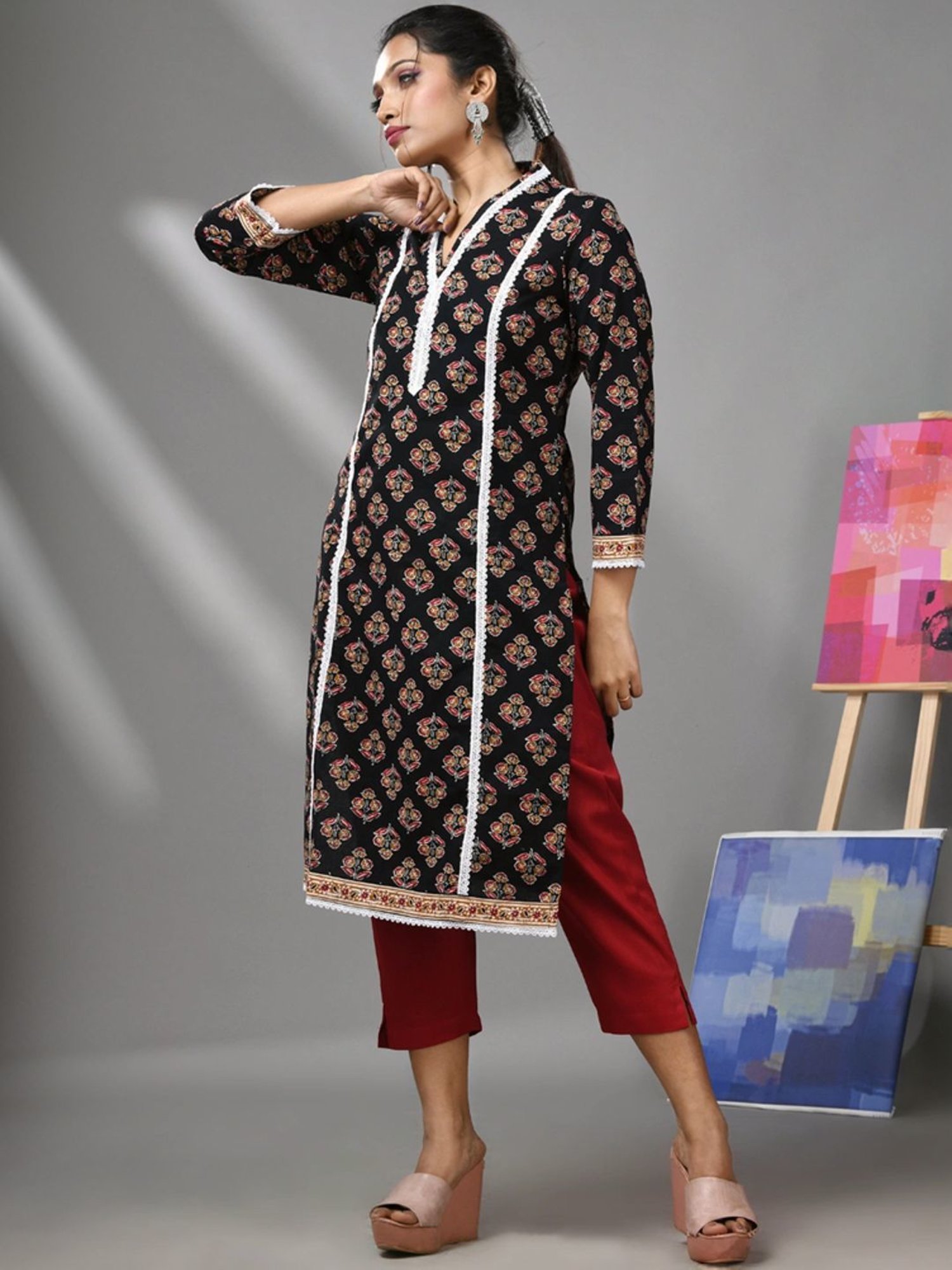 Charukriti Black Cotton Printed Straight Kurta
