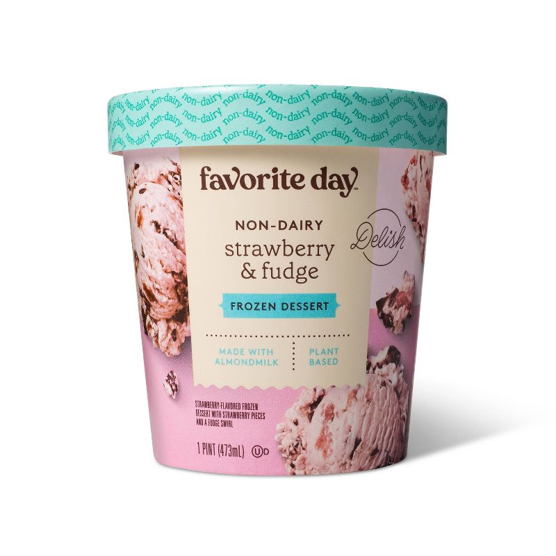 Strawberry & Fudge Frozen Dessert - 16oz - Favorite Day™