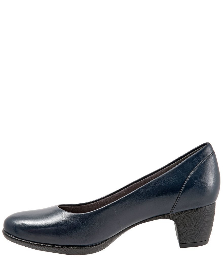 SoftWalk Imperial II Block Heel Pumps