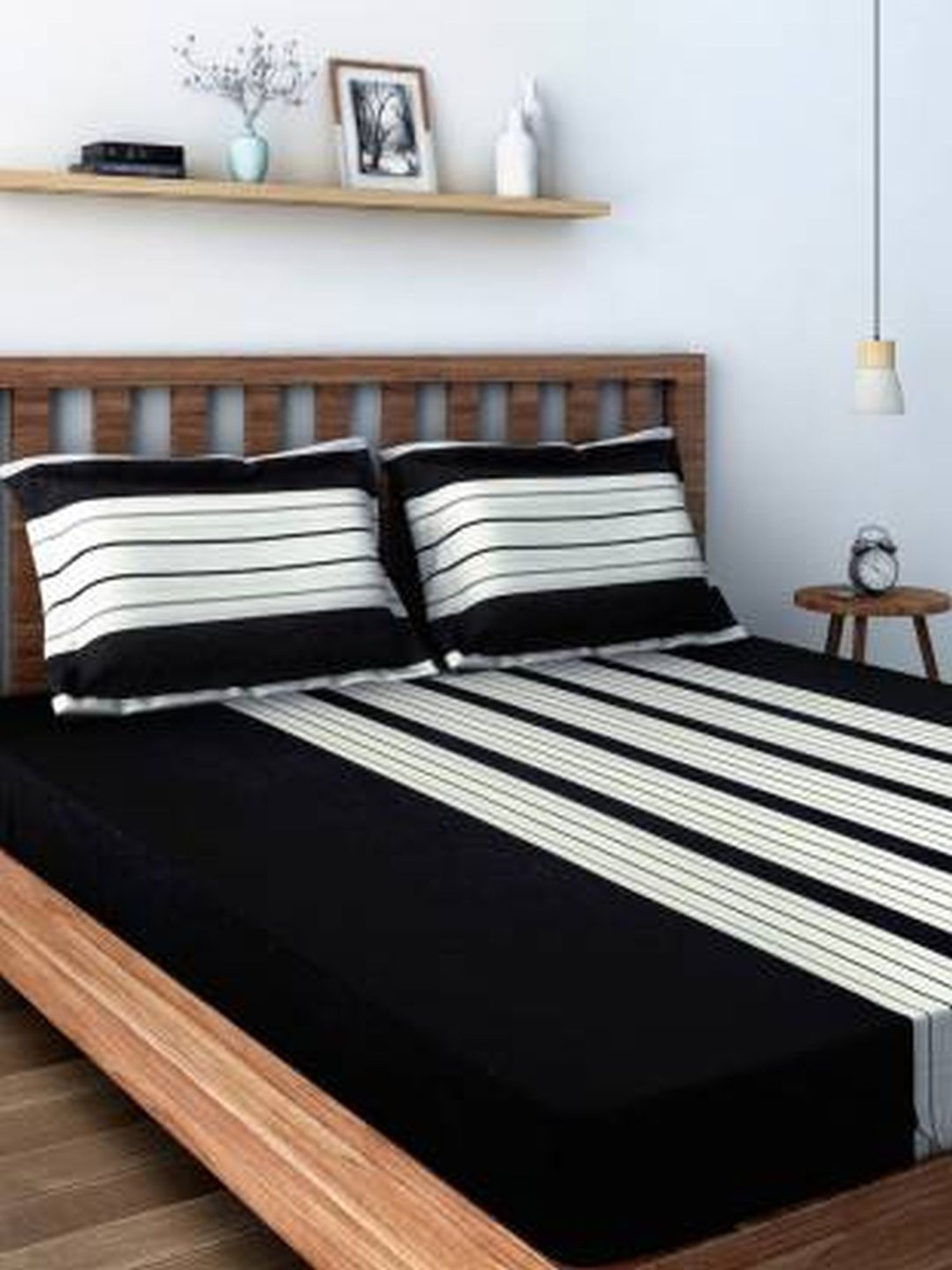 Swayam Magical Linea Stripes Black & White 180 TC Cotton King Bedsheet with 2 Pillow Covers