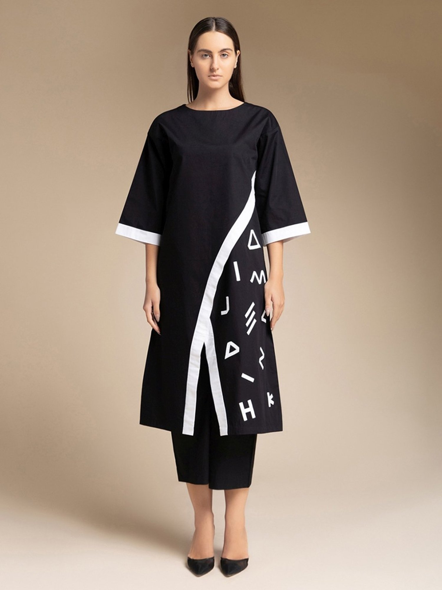 House of Manaa Black Hom Allure Kurta with Pallazo