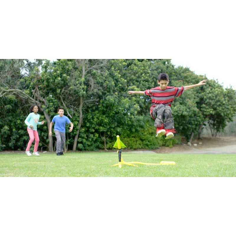 Stomp Rocket Stunt Planes High Flying Planes with Launch Pad 3pk