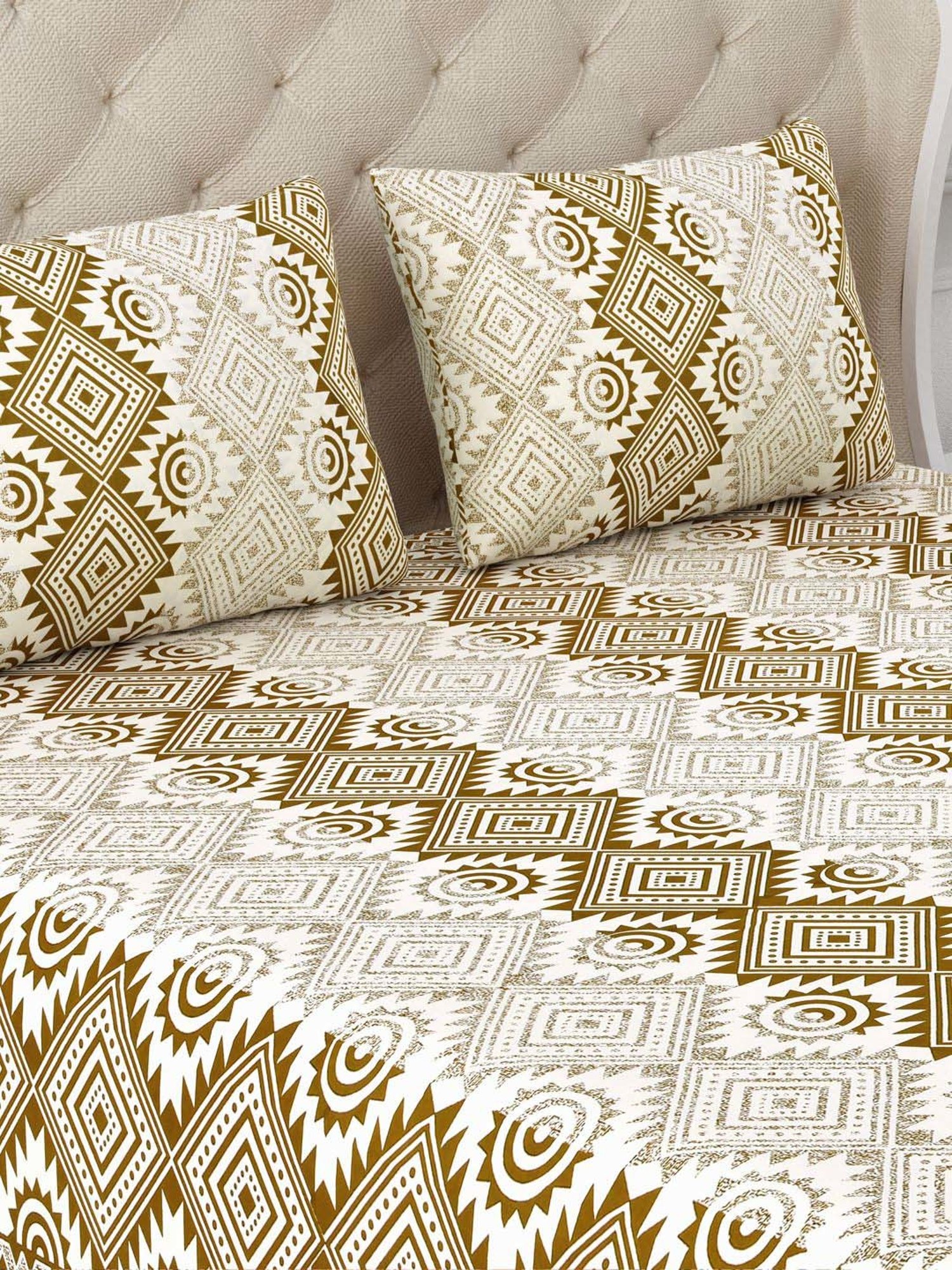 Aapno Rajasthan Sand Dunes Green & White Cotton 140 GSM Double Bedsheet With 2 Pillow Cover